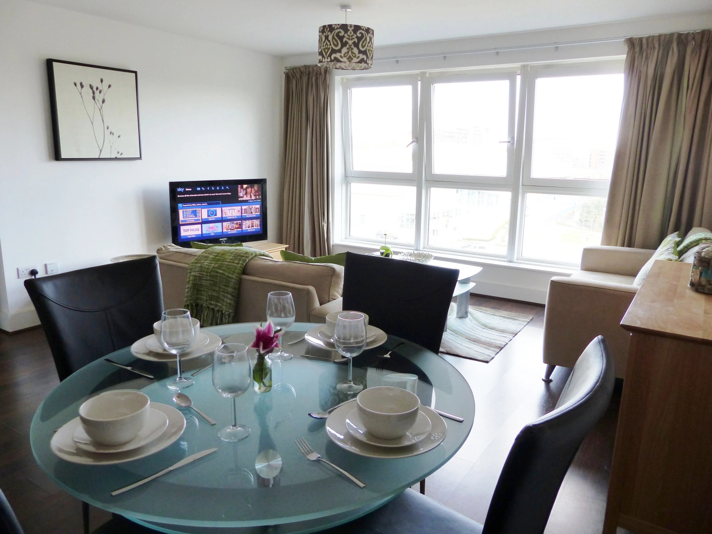 Апартаменты Basingstoke - Skyline Plaza