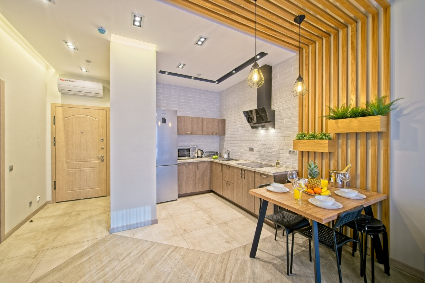 Апартаменты с Балконом Elite Apartments