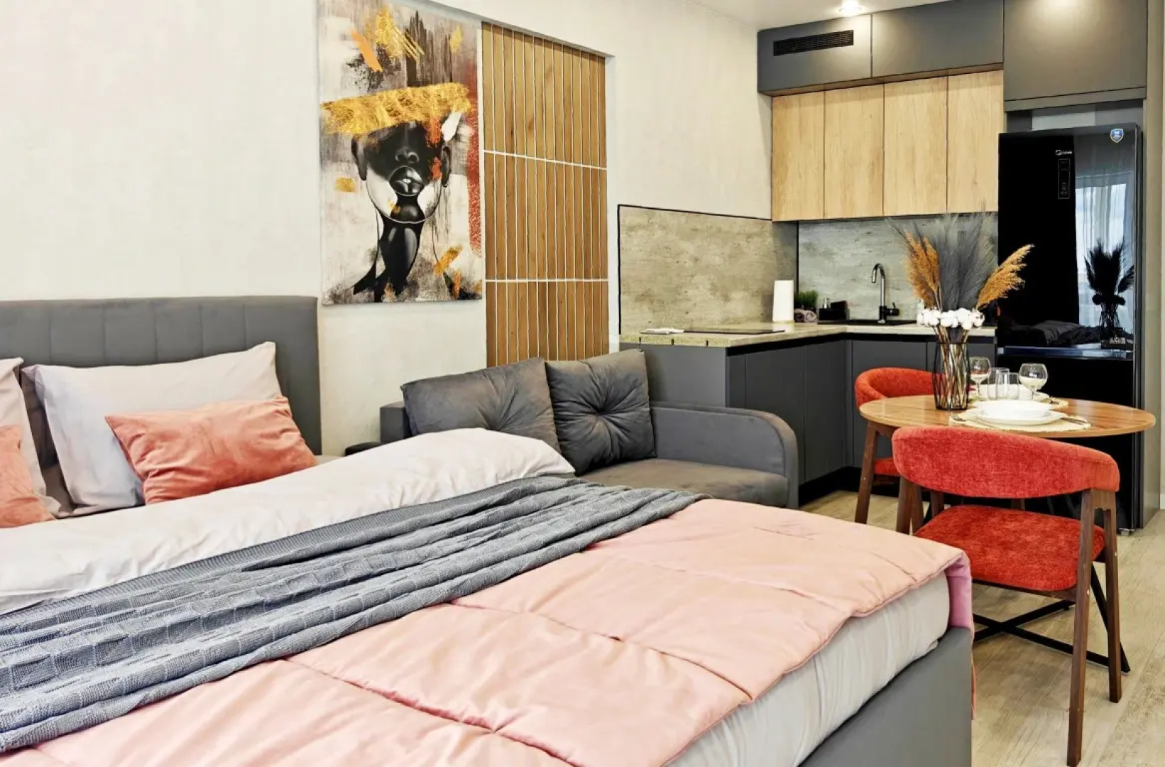 Квартира Граф Хаус 77