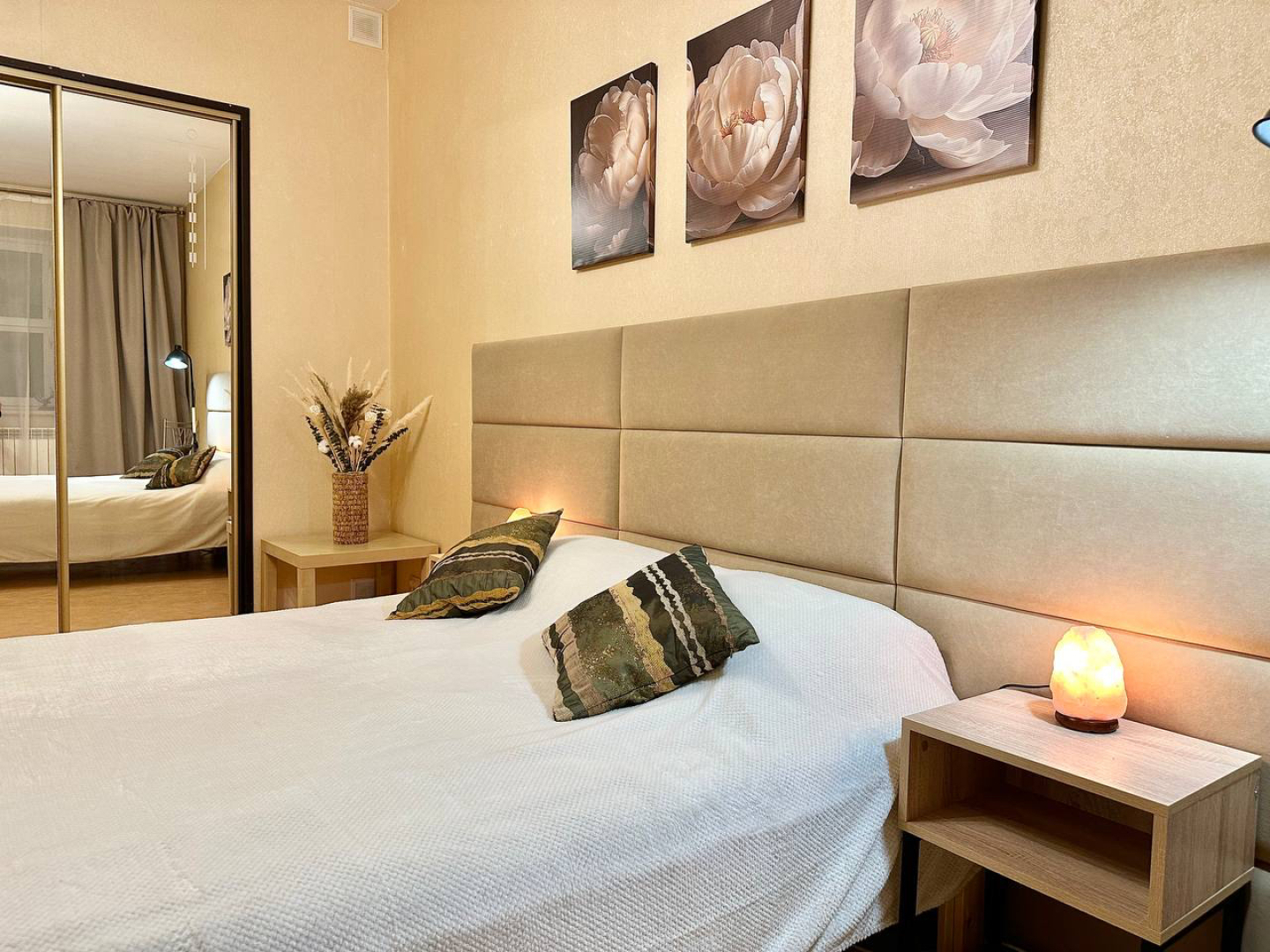 Апартаменты ДзенХоум Рассвет 74