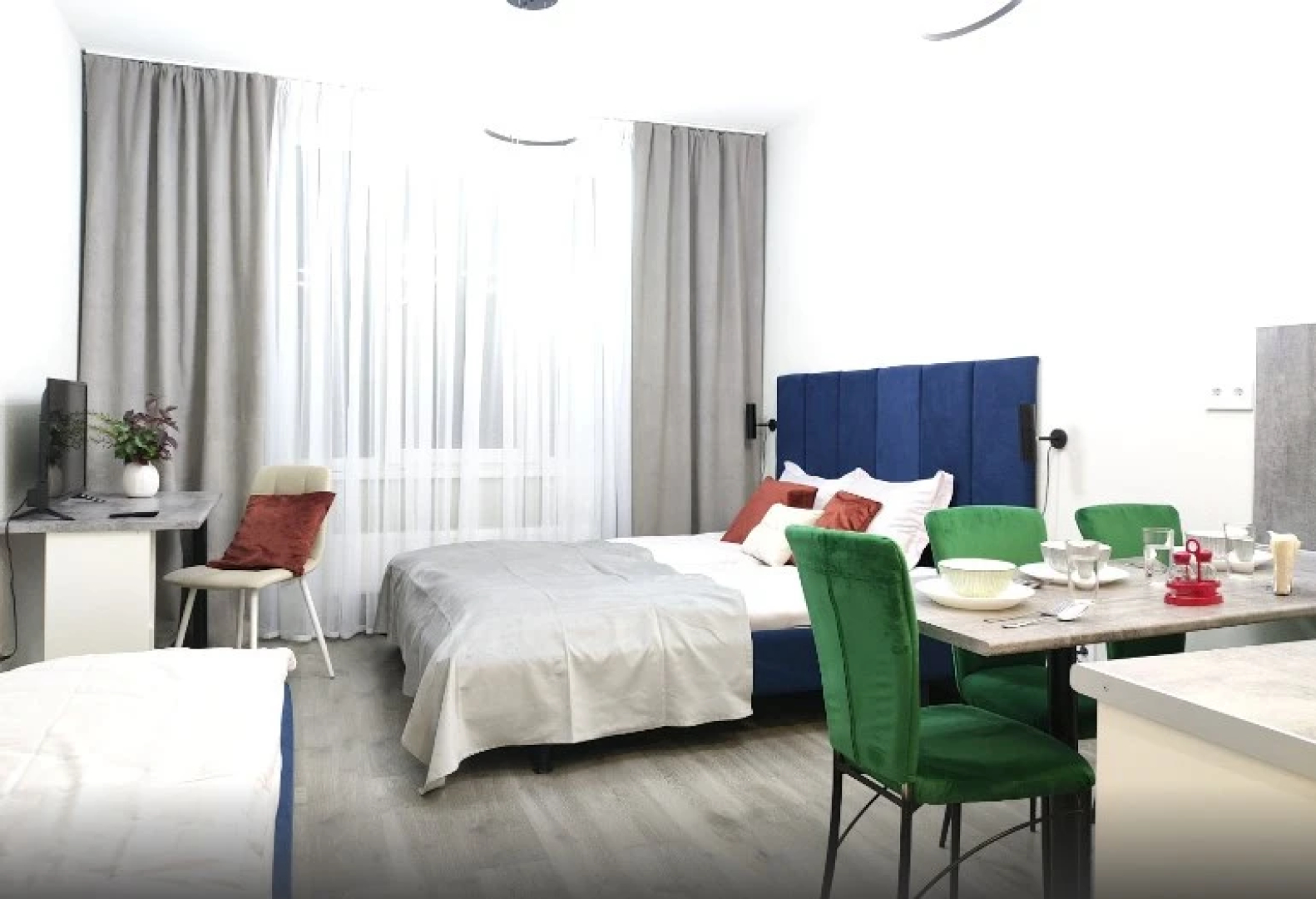 Апартаменты Новые у метро для 3 гостей