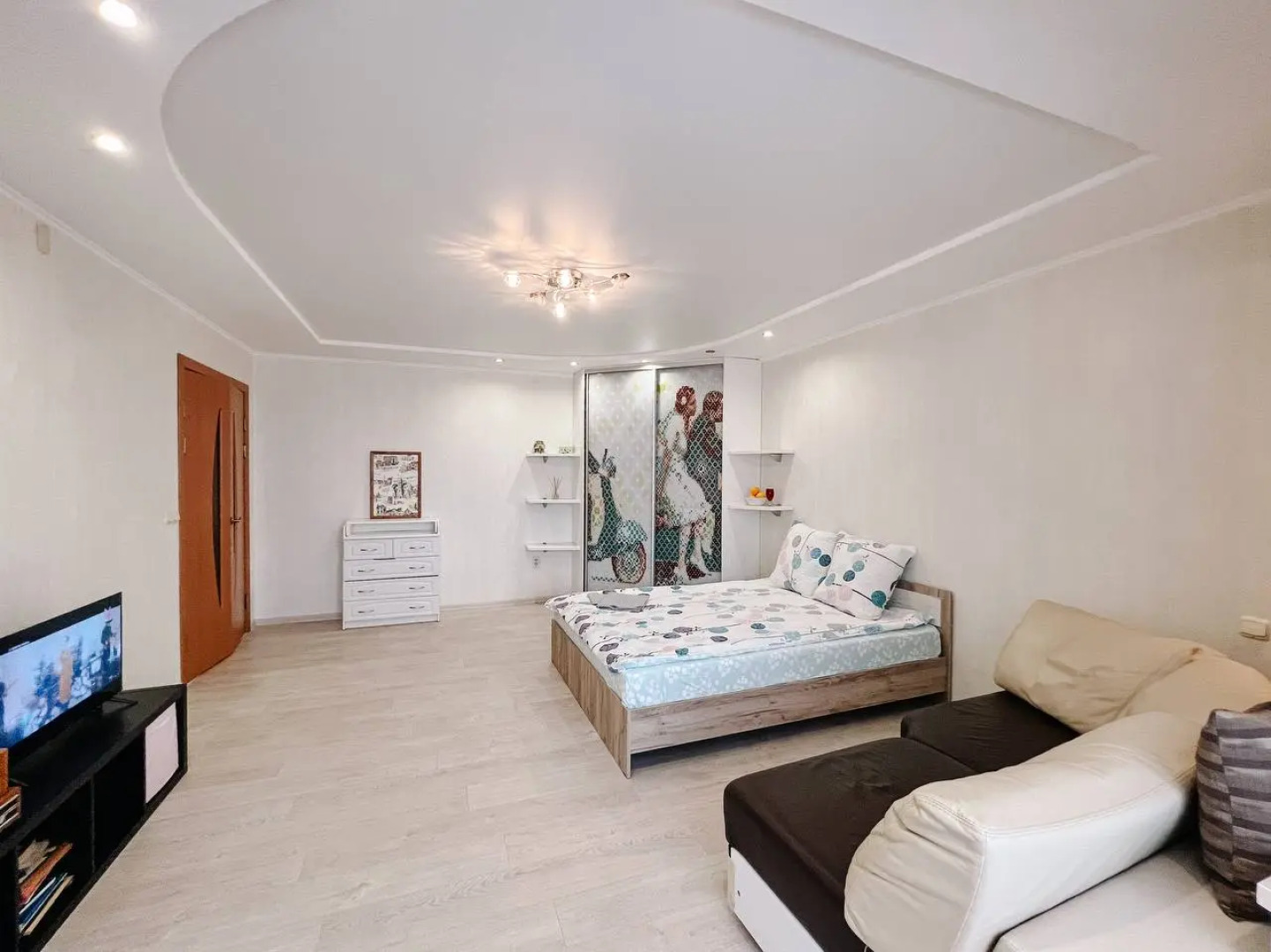 Апартаменты Aparts Уютная Квартира Рядом с ЖД Вокзалом