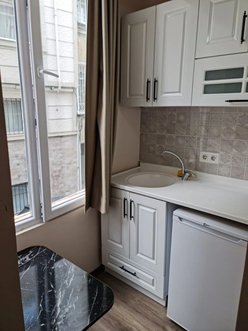 Отель Taksim 52