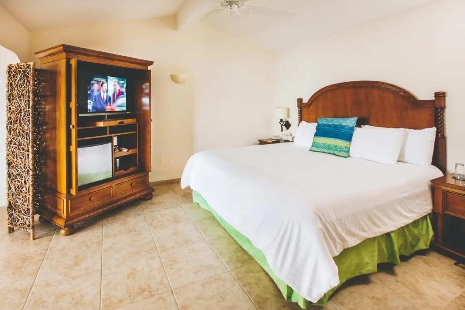 Отель Punta Pescadero Paradise Resort