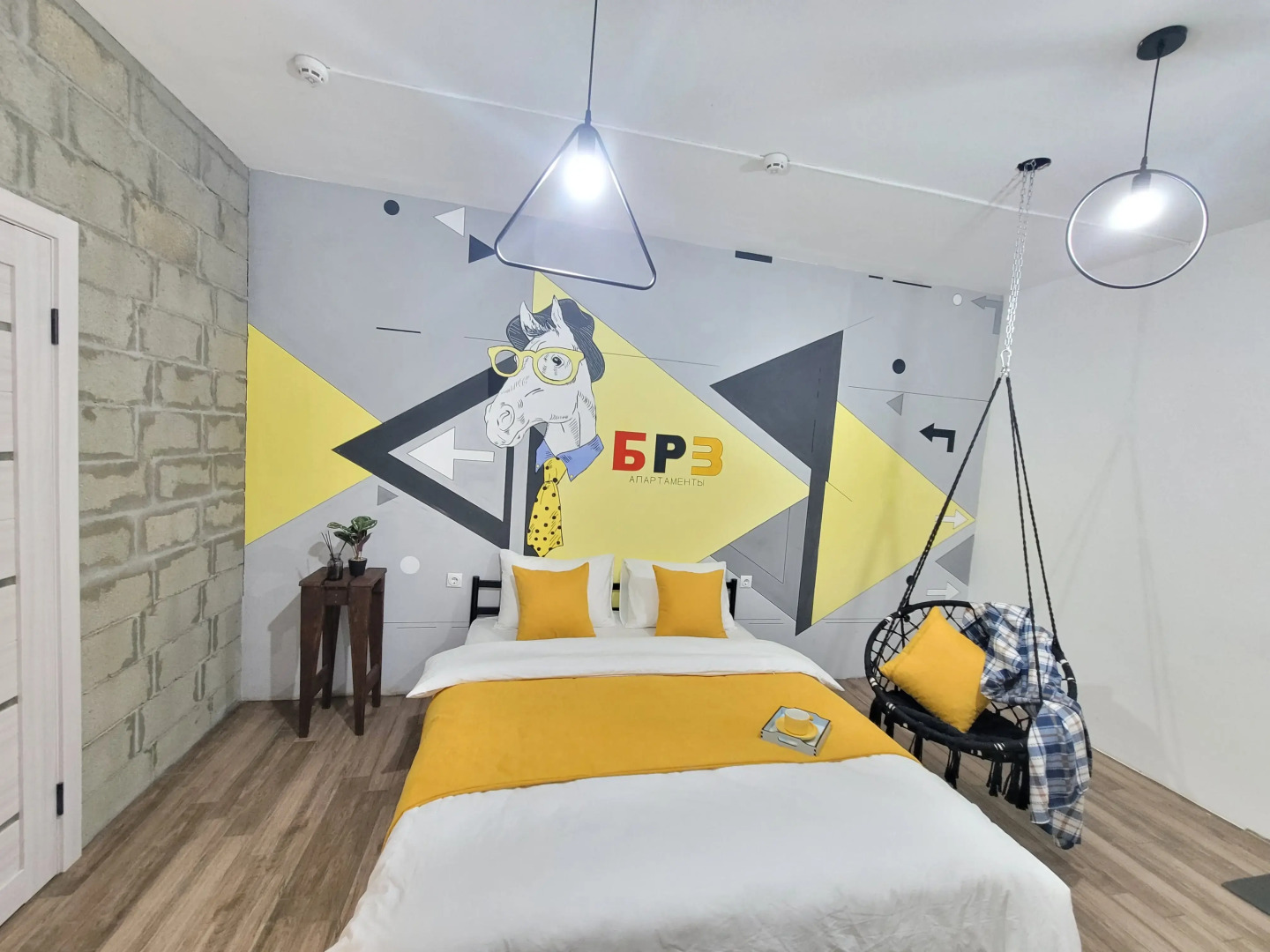 Апартаменты Лофт Лошадь