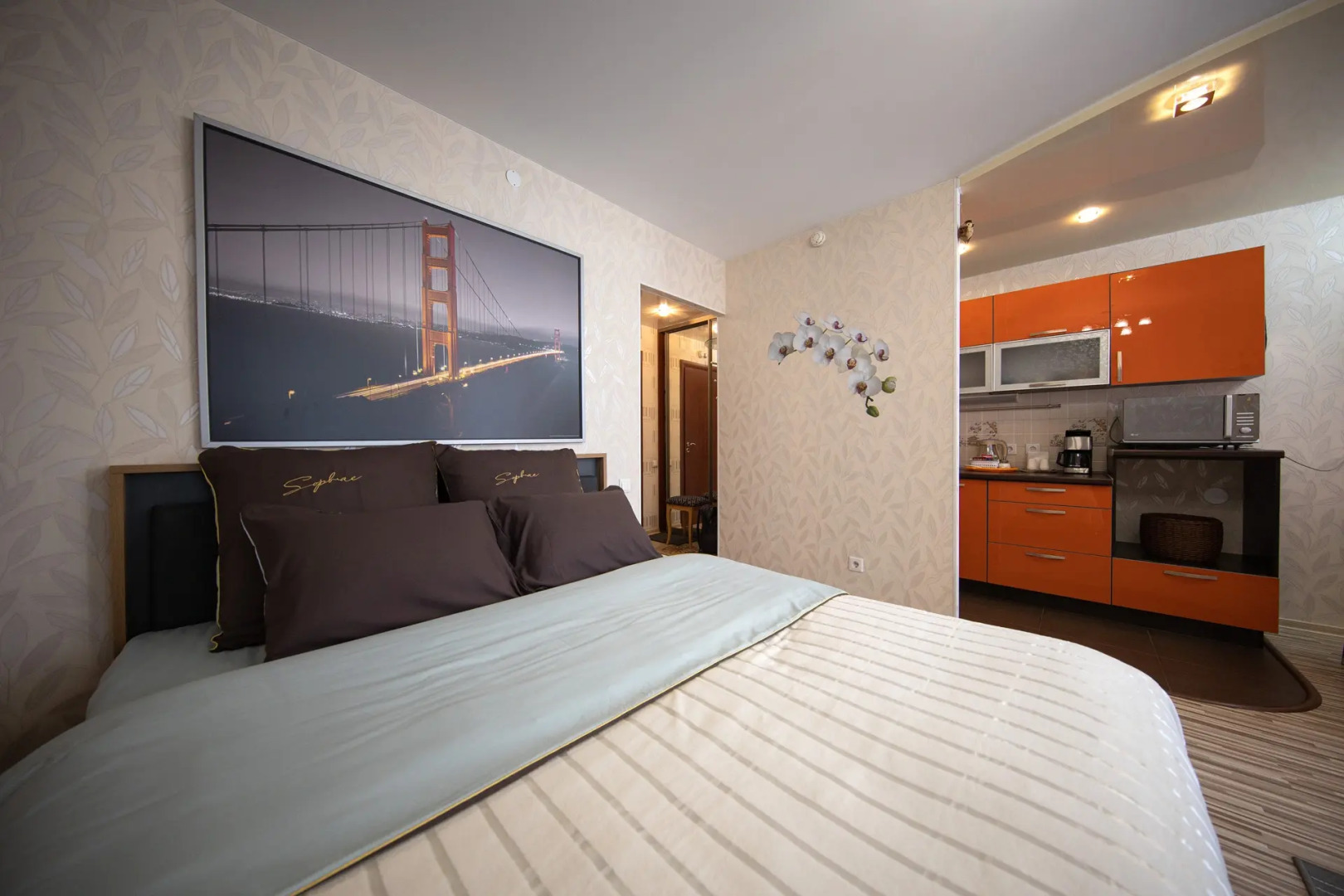 Апартаменты PtzHome Cтудия Орхидея