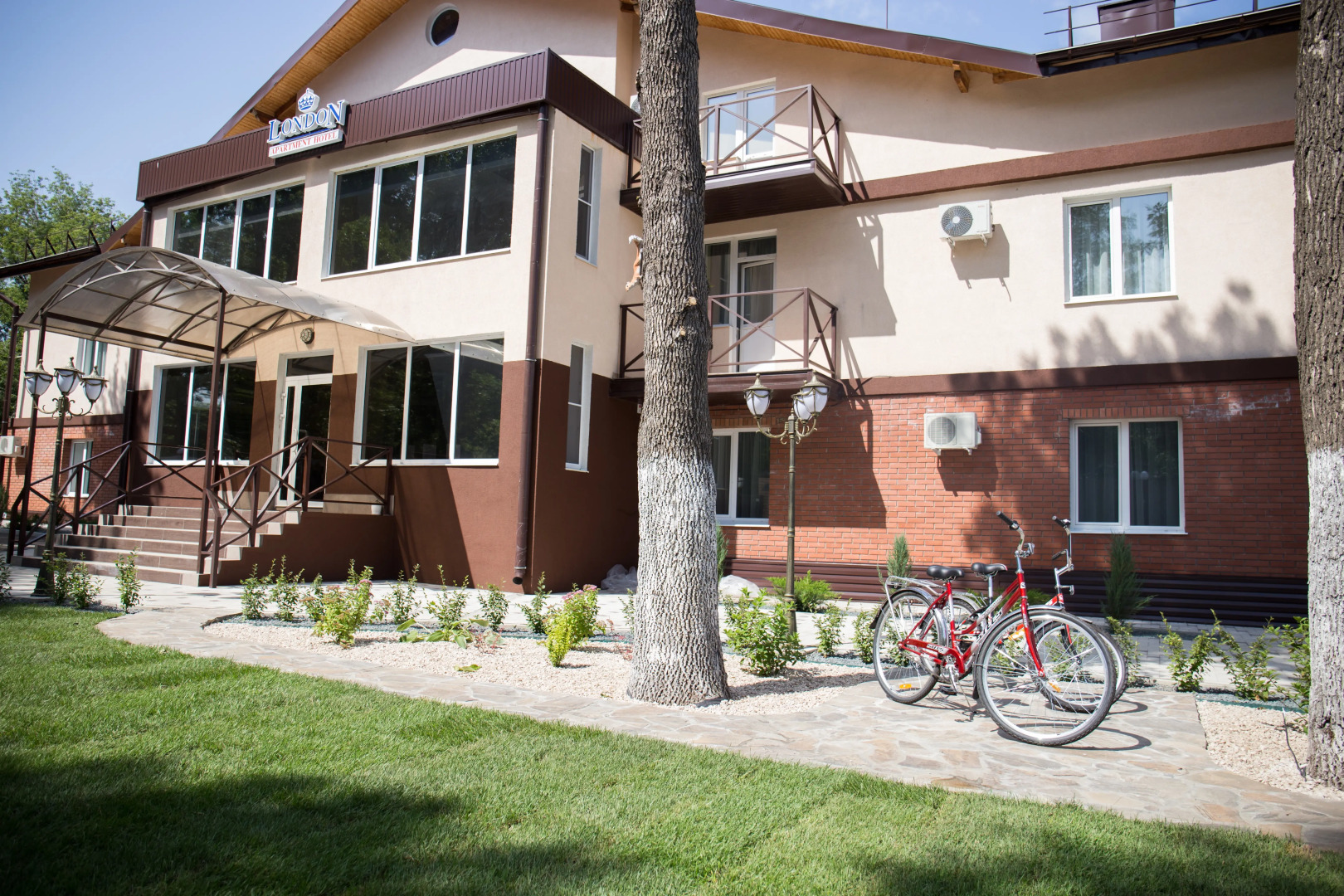 Апартаменты LondoN