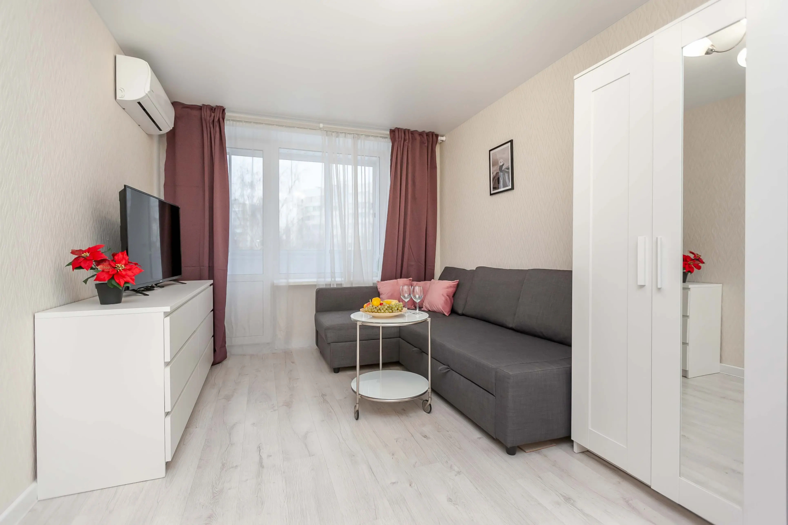 Апартаменты на Академической