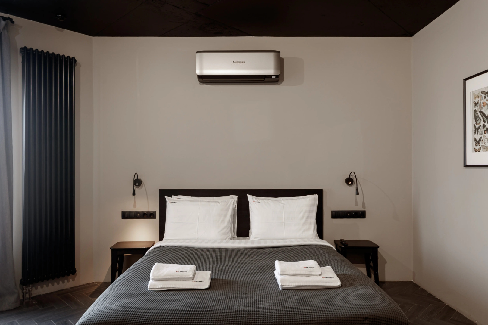 Апартаменты Red Apartments Виктория Осень