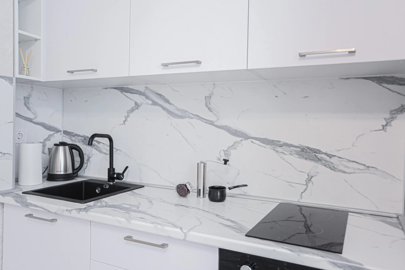 Апартаменты SunSet Радионова 202