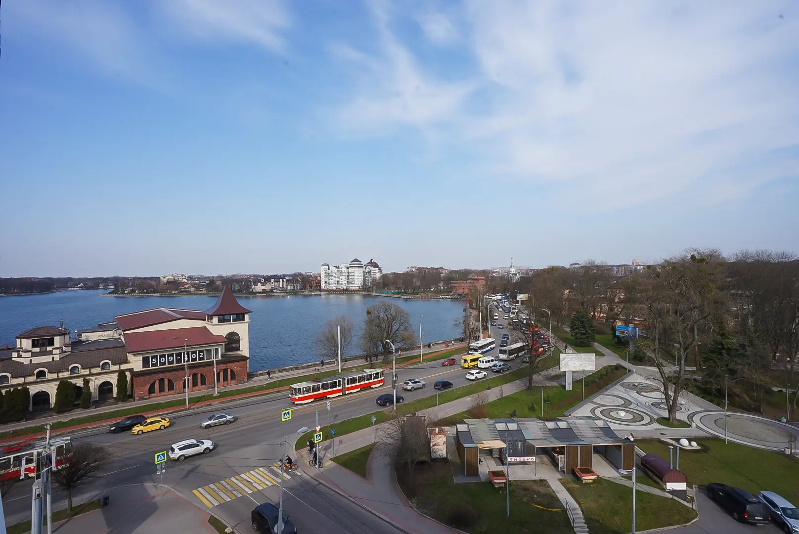 Апартаменты Zoya Apart в центре с видом на Верхний пруд и музей Янтаря