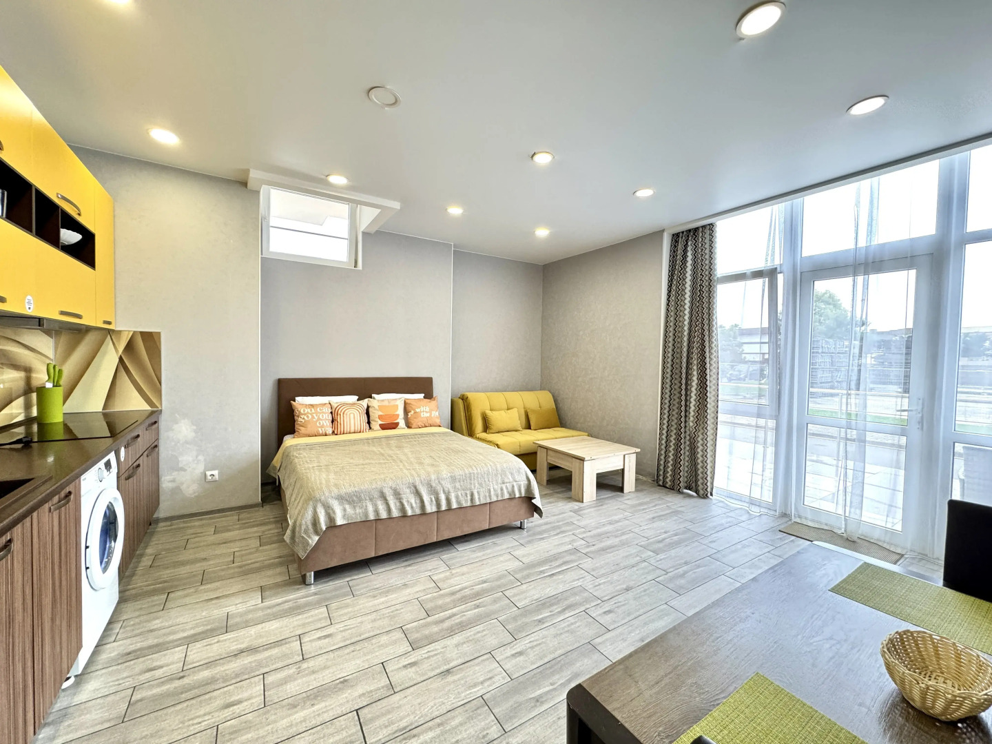 Апартаменты  Бульвар Надежд 6/2