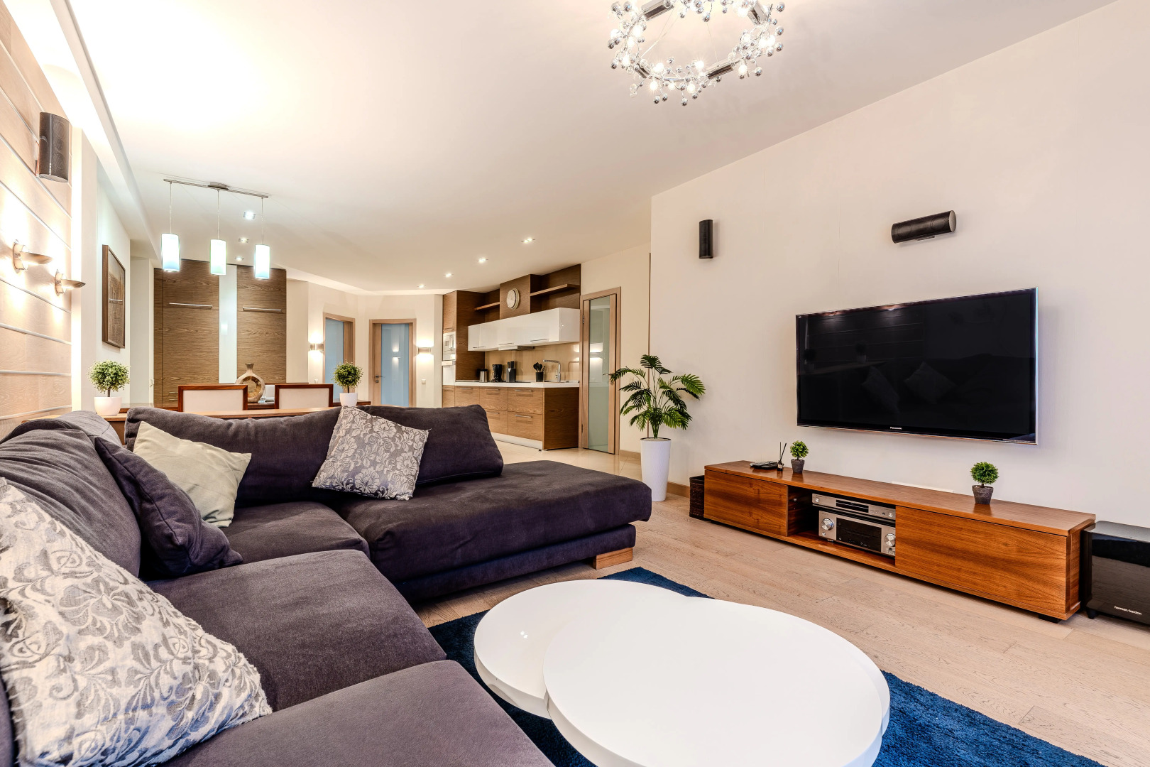 Квартира уютная и просторная с паркингом