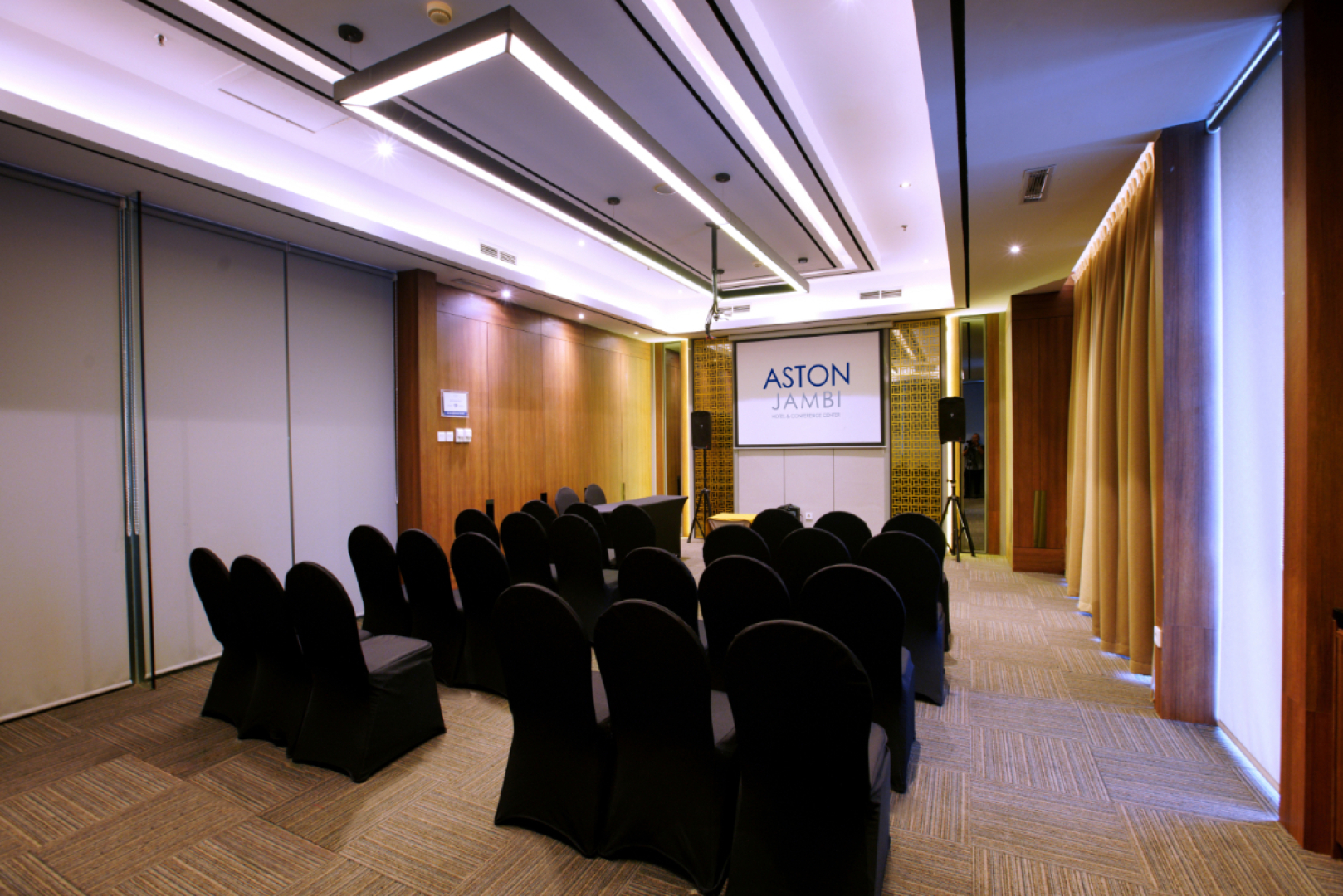 ASTON Jambi Hotel & Conference Center