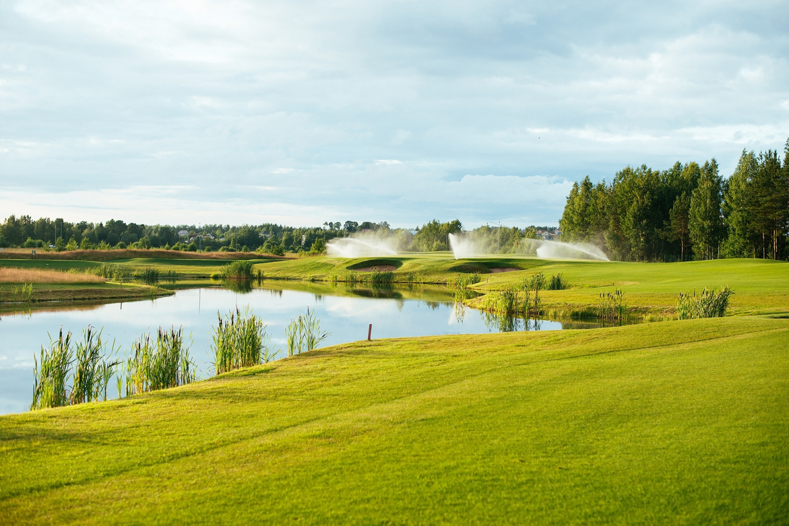 Отель Strawberry Fields Golf Resort