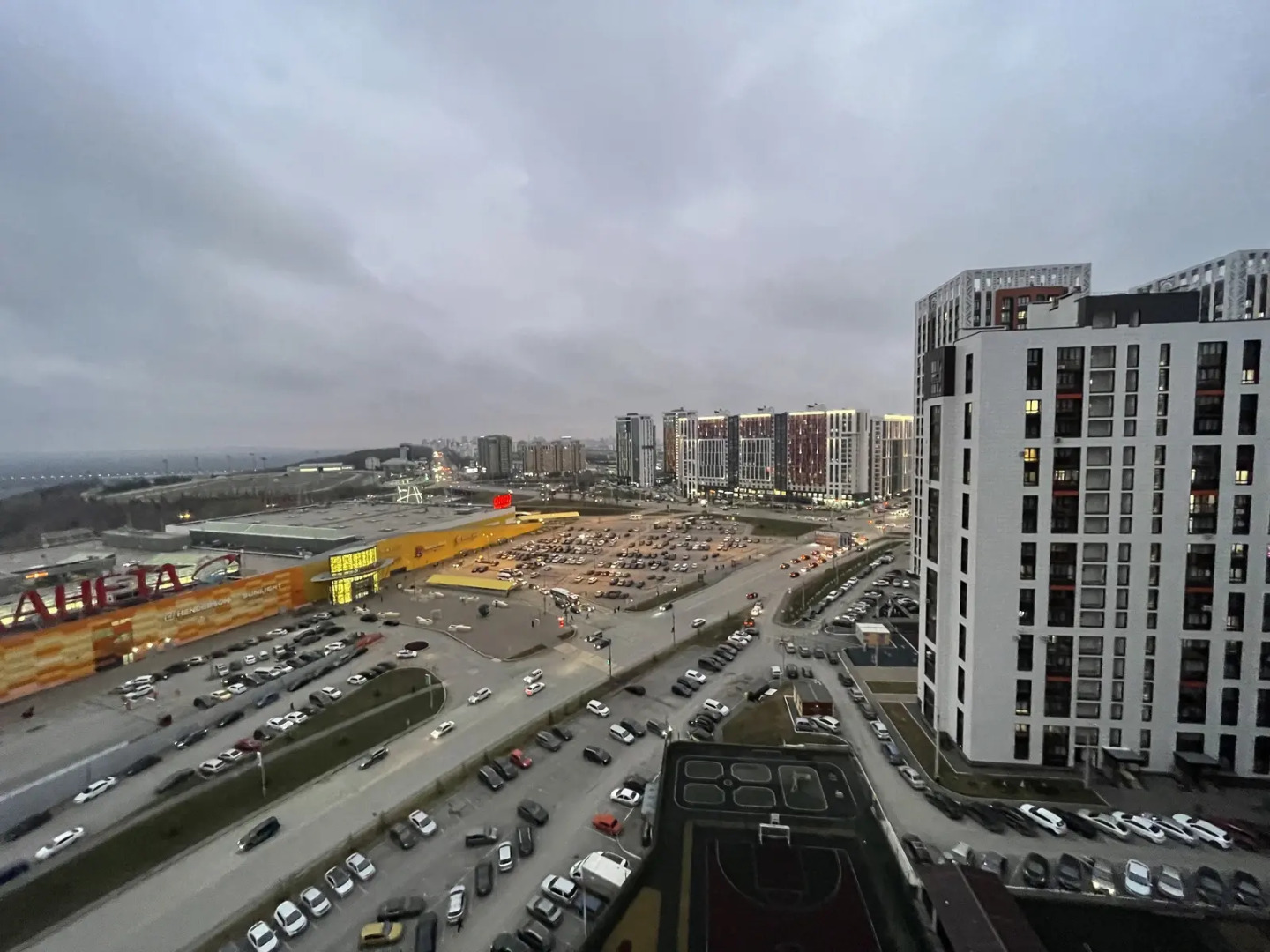 Апартаменты Сутки Уфа на Энтузиастов 13-713