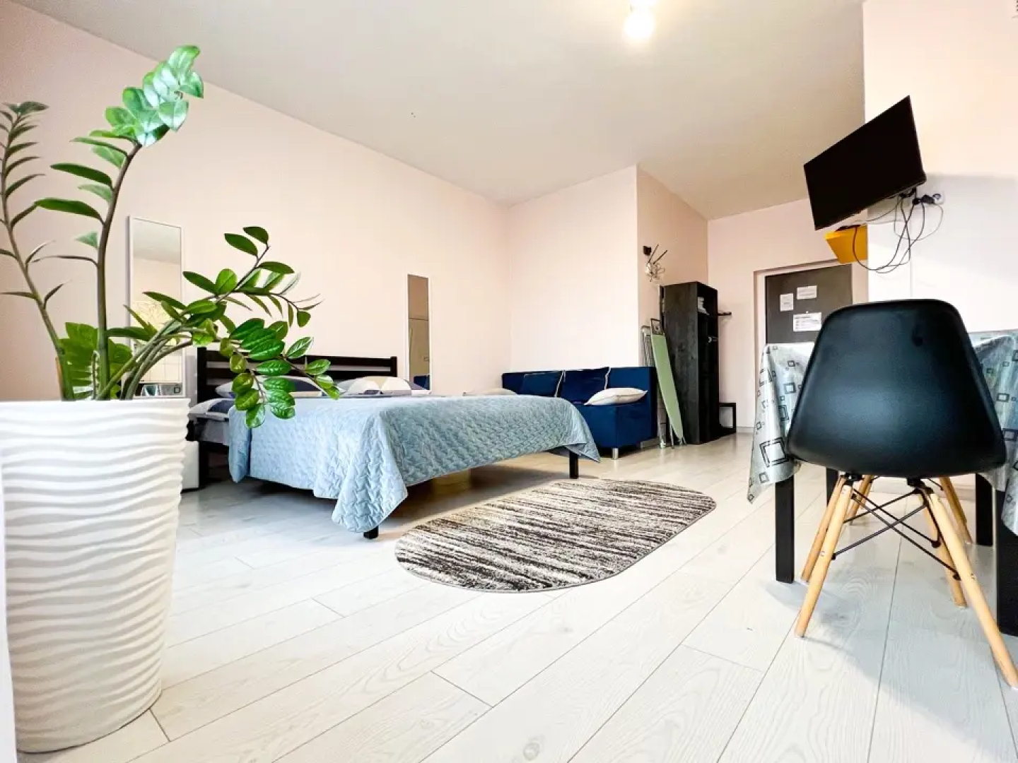 Апартаменты Красных Мадьяр 14/2