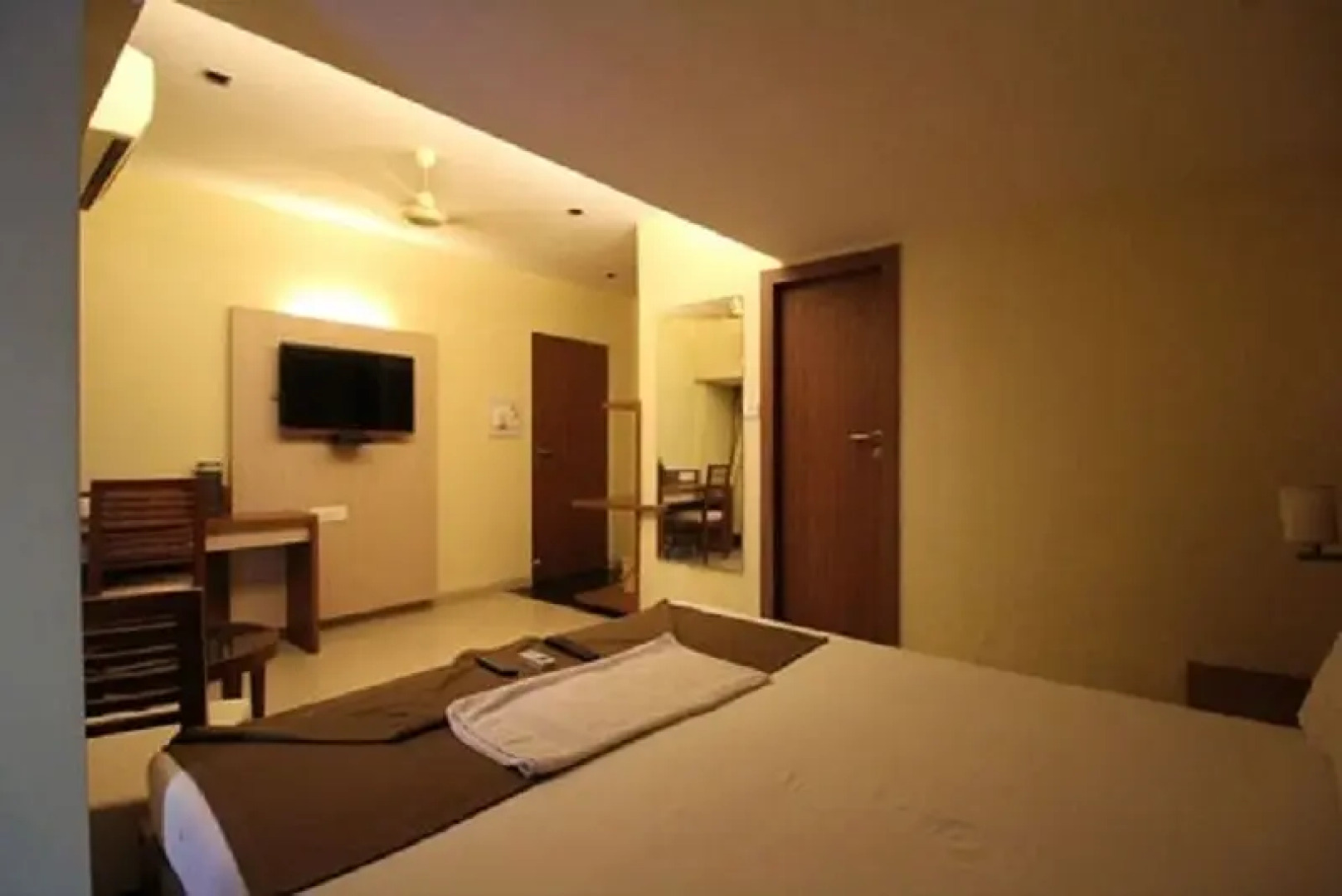 Hotel Aishwarya Residency