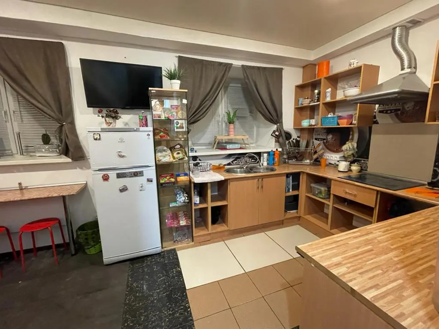 Хостел S Hostel