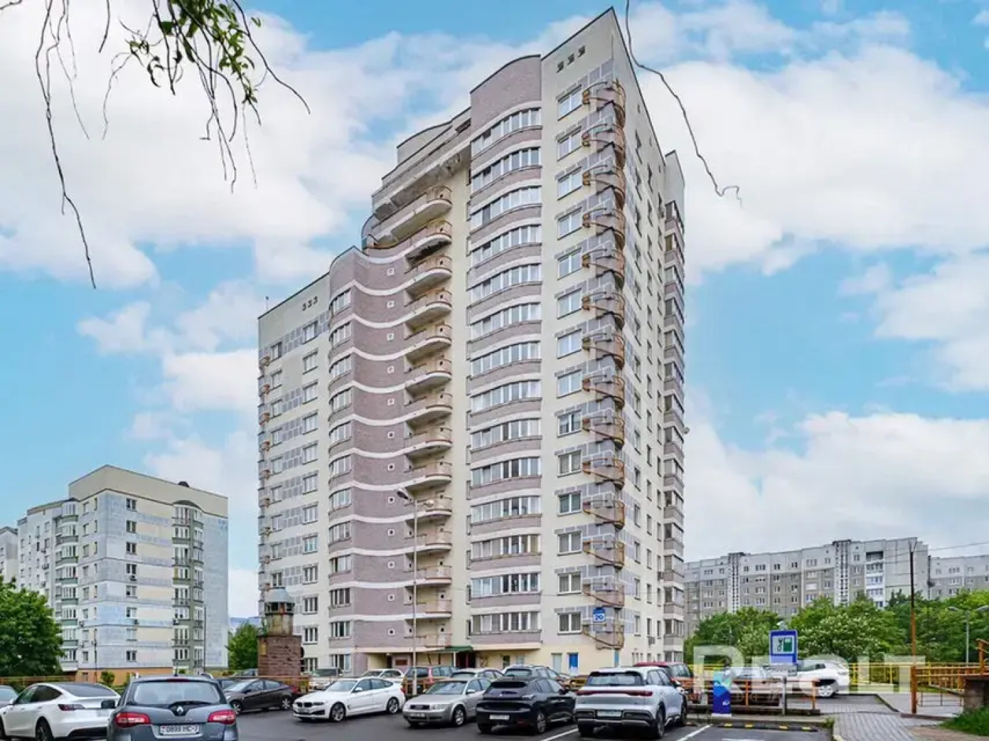 Квартира на Бурдейного 20 метро Каменная Горка