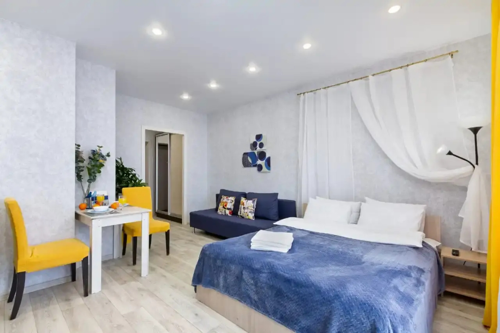 Апартаменты ЖД Вокзал Учебный центр Аквапарк Центр Города Ленина Вокзальная магистраль Правый берег