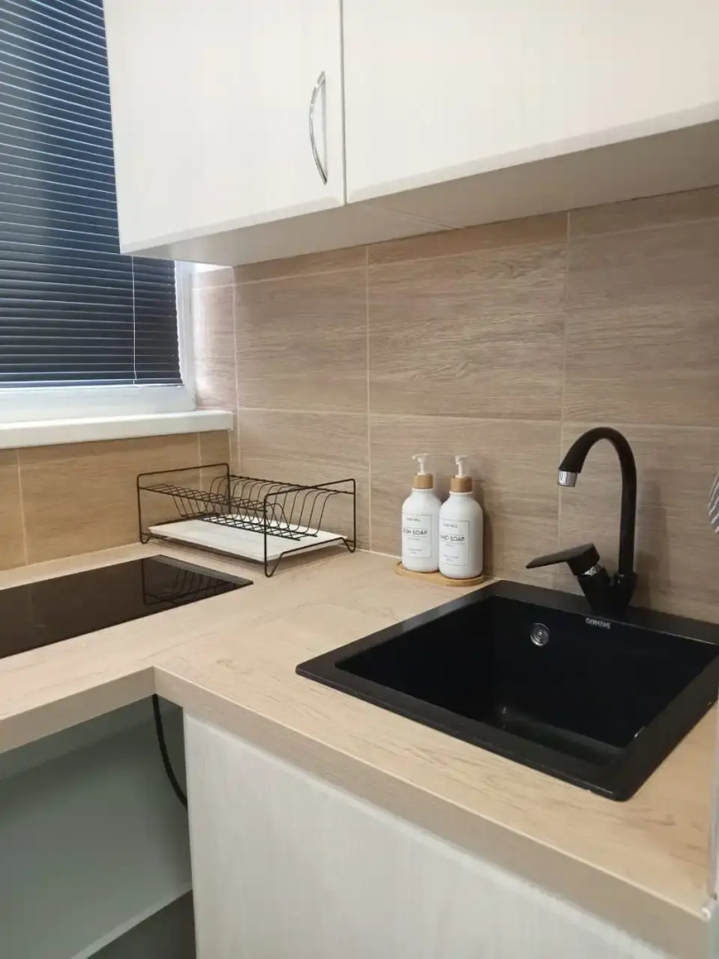 Апартаменты Яркая Студия