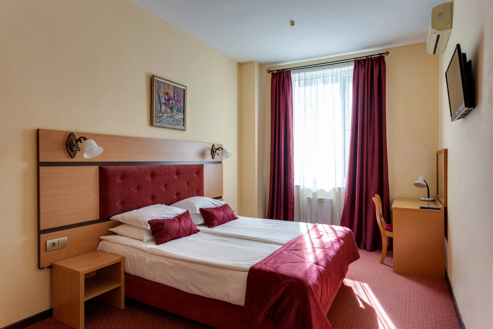 Гостиница Лидия