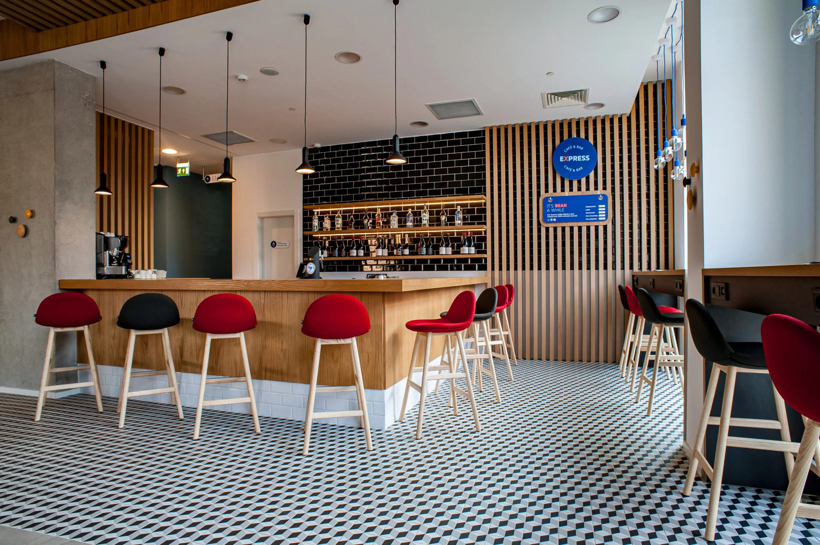 Отель Holiday Inn Express Avlabari