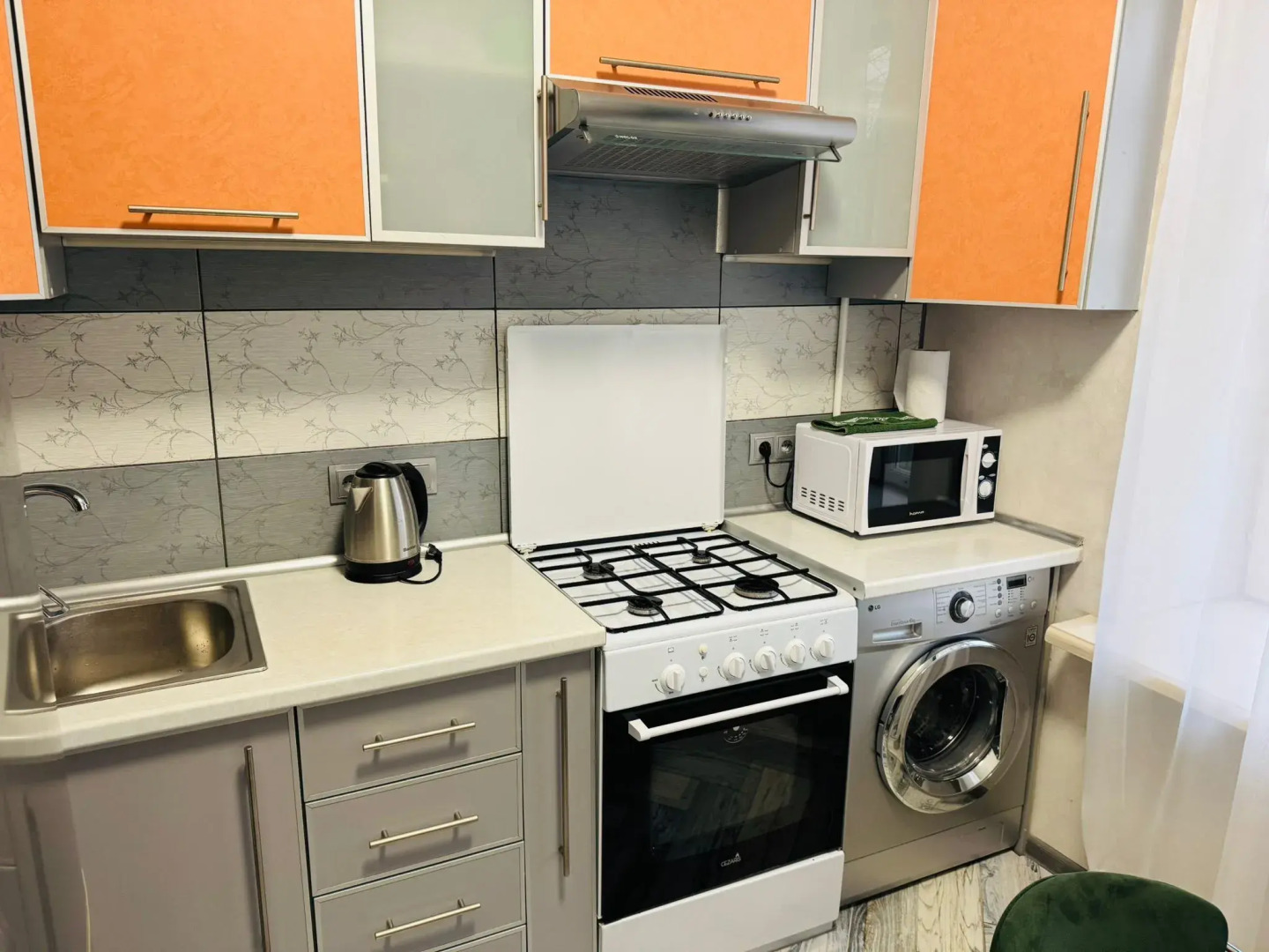 Апартаменты на Калючинской 14