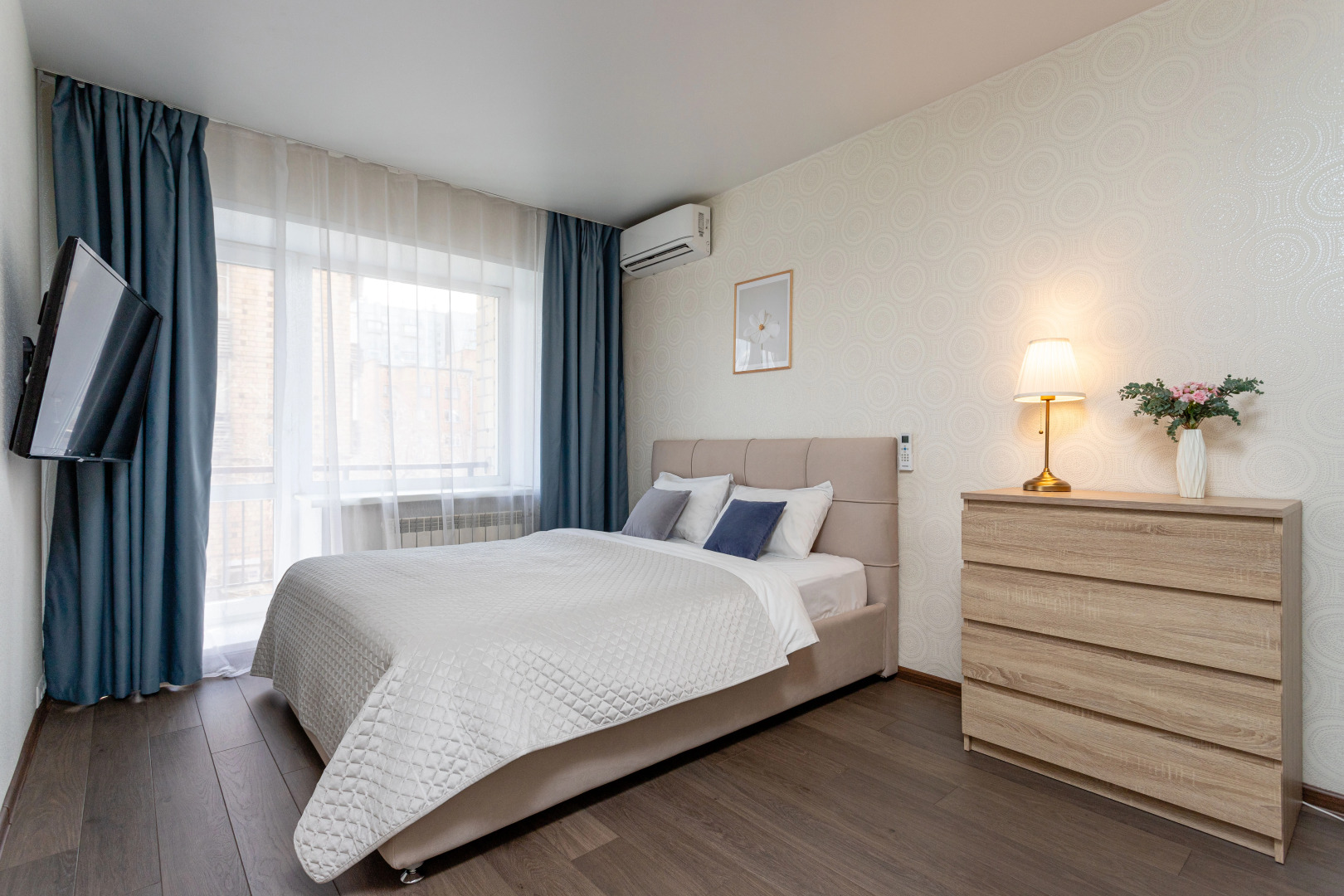 Квартира KRASROOM на Театральной Площади