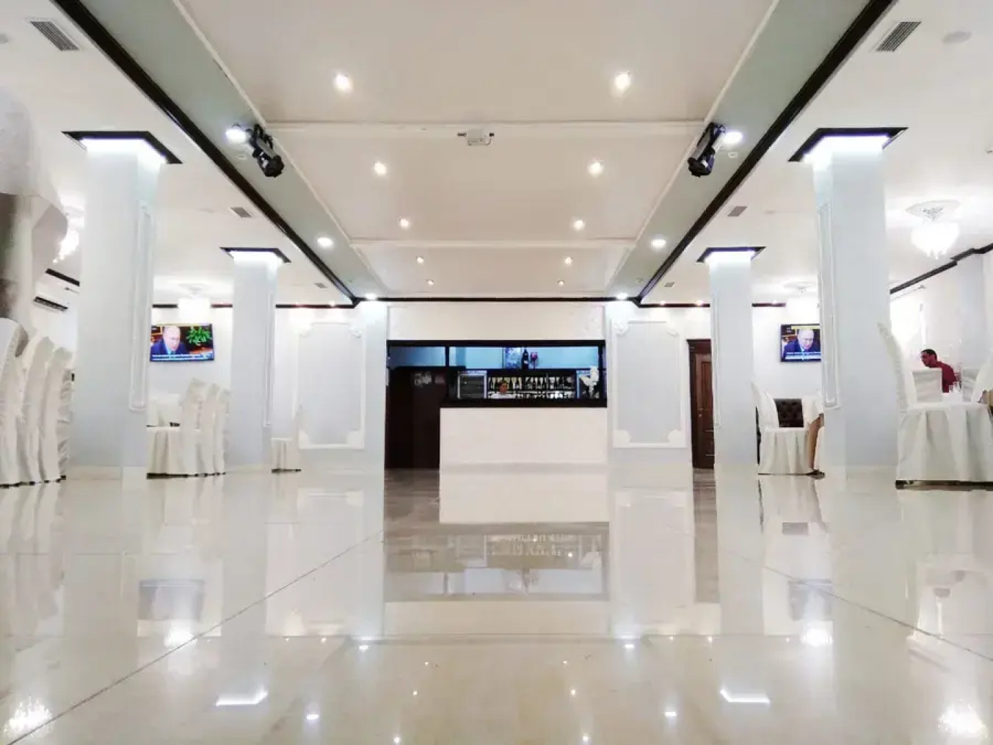 Отель Гранд Лион