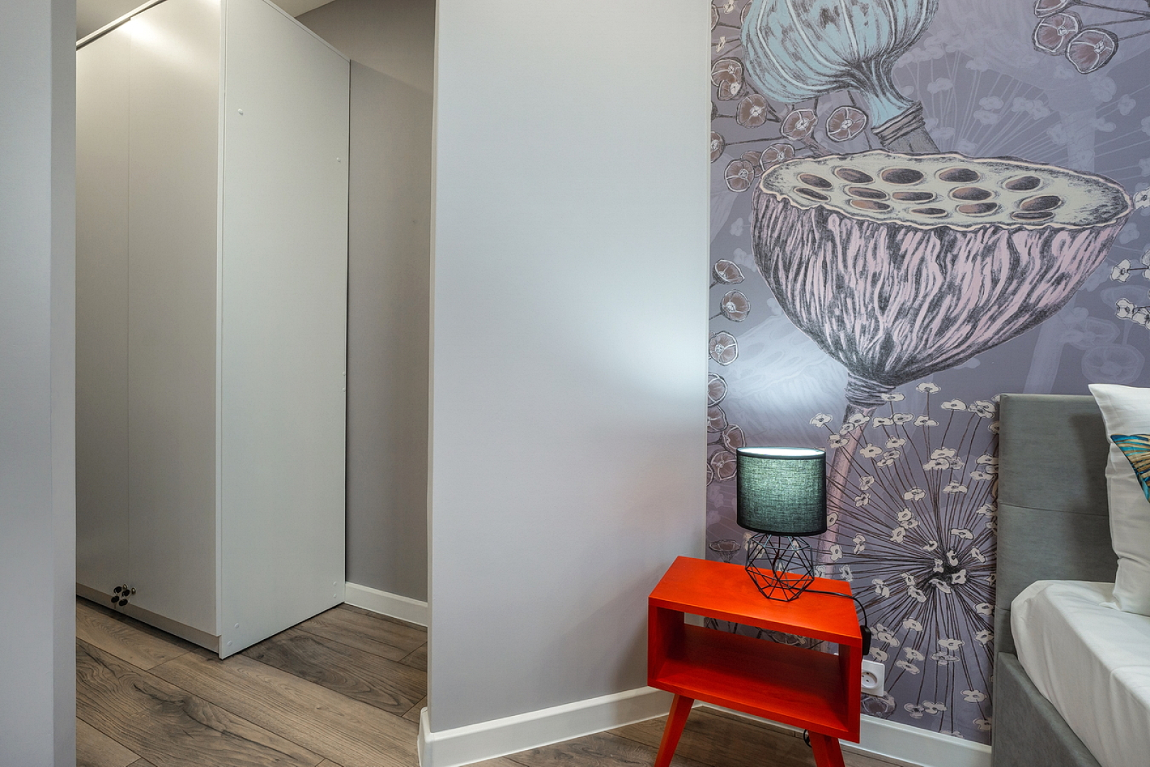 Квартира трехкомнатная Queenstay Остров мечты на Коломенской