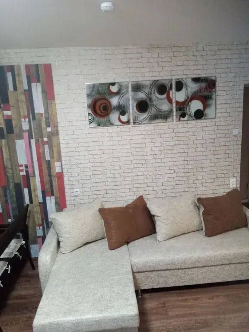 Квартира на улице Братьев Кашириных 115