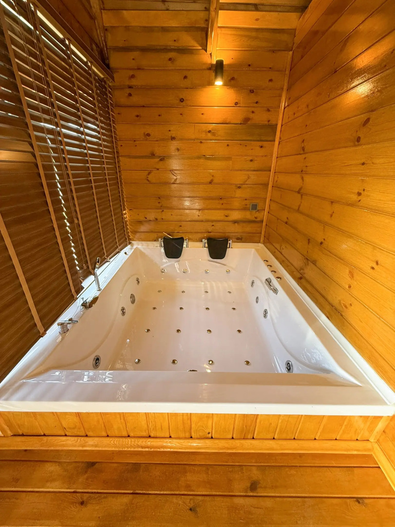 Отель Navy Inn & Bungalows