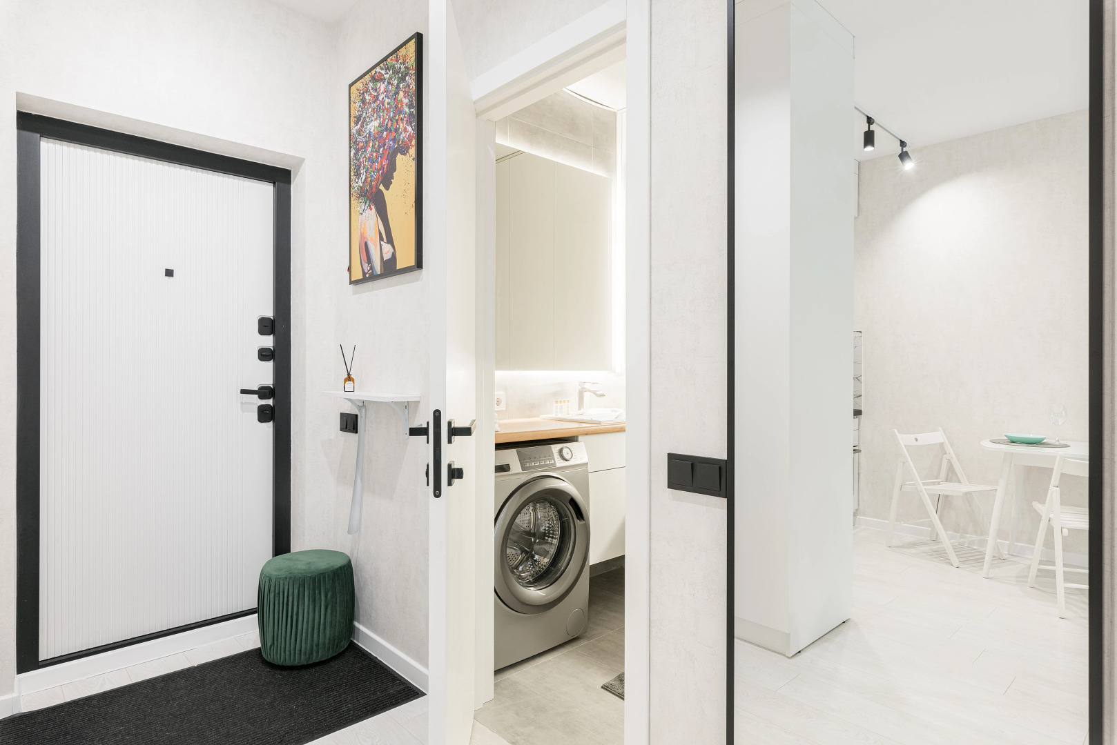 Апартаменты Дизайнерские на 24 Этаже с Панорамными Окнами