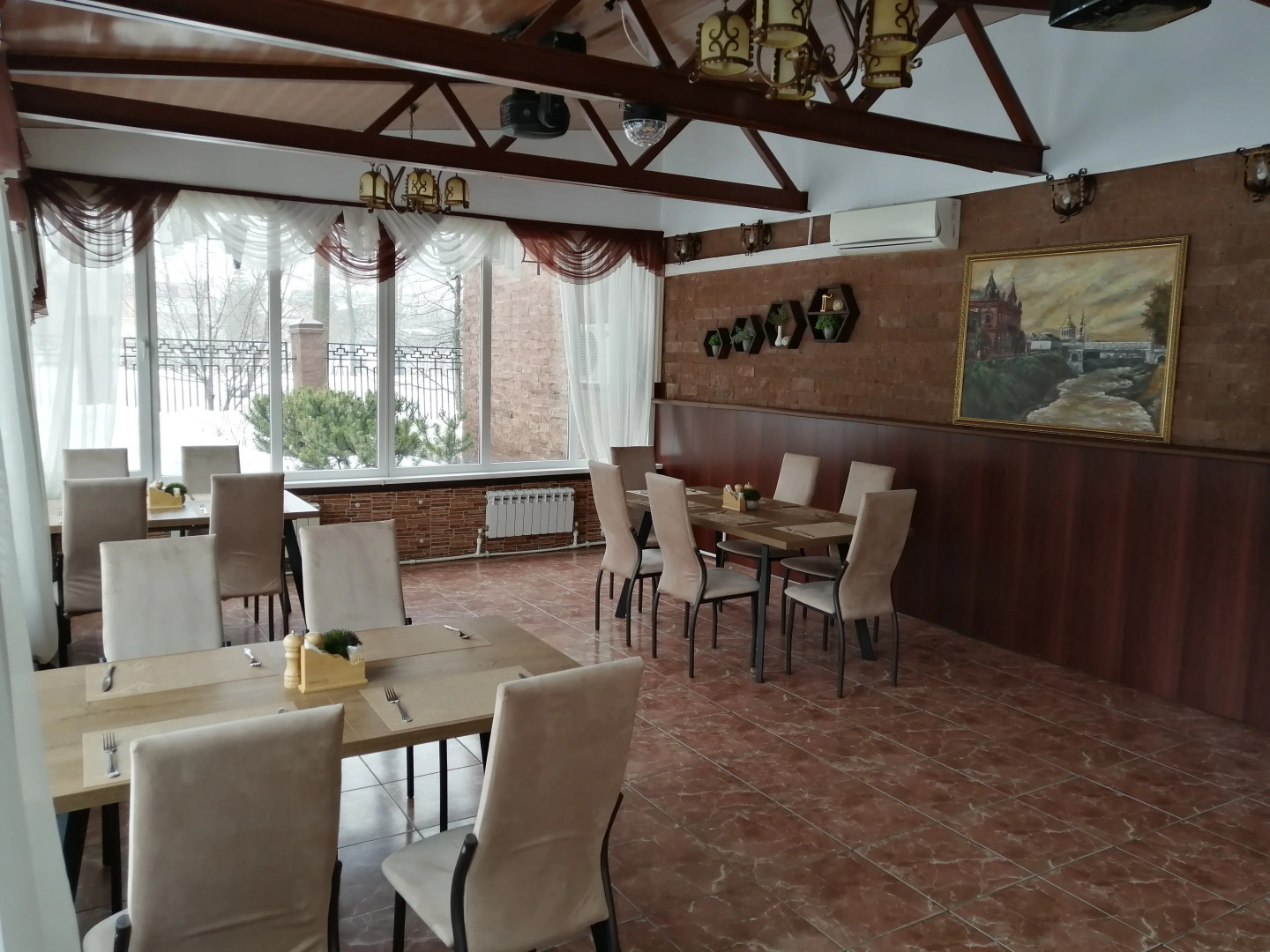 Гостинично-ресторанный комплекс «Альберт Отель»