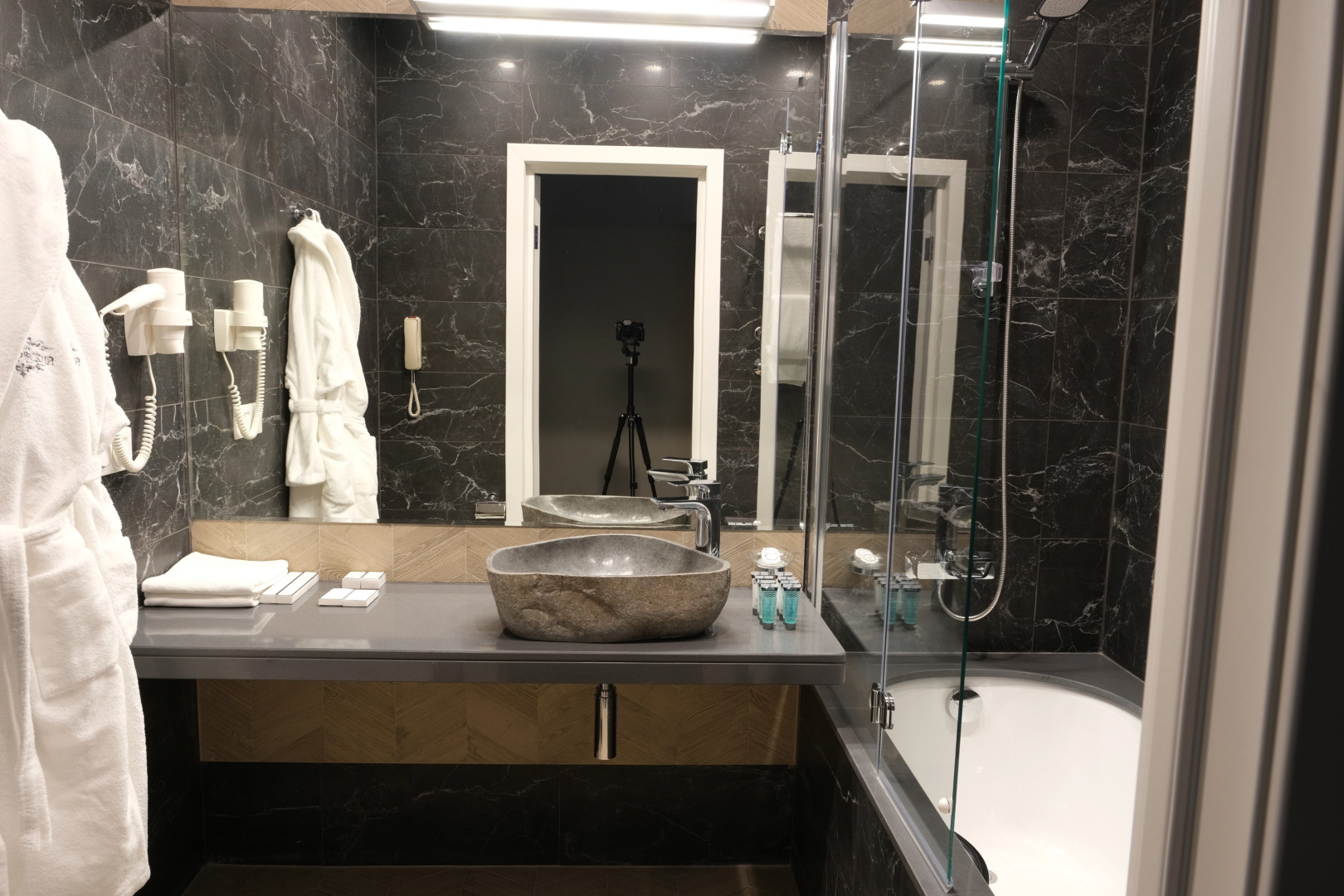 Отель Островский