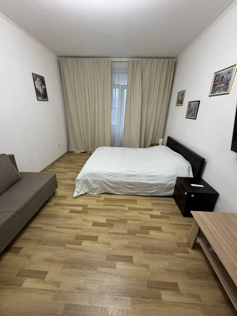 Квартира на Кадомцева