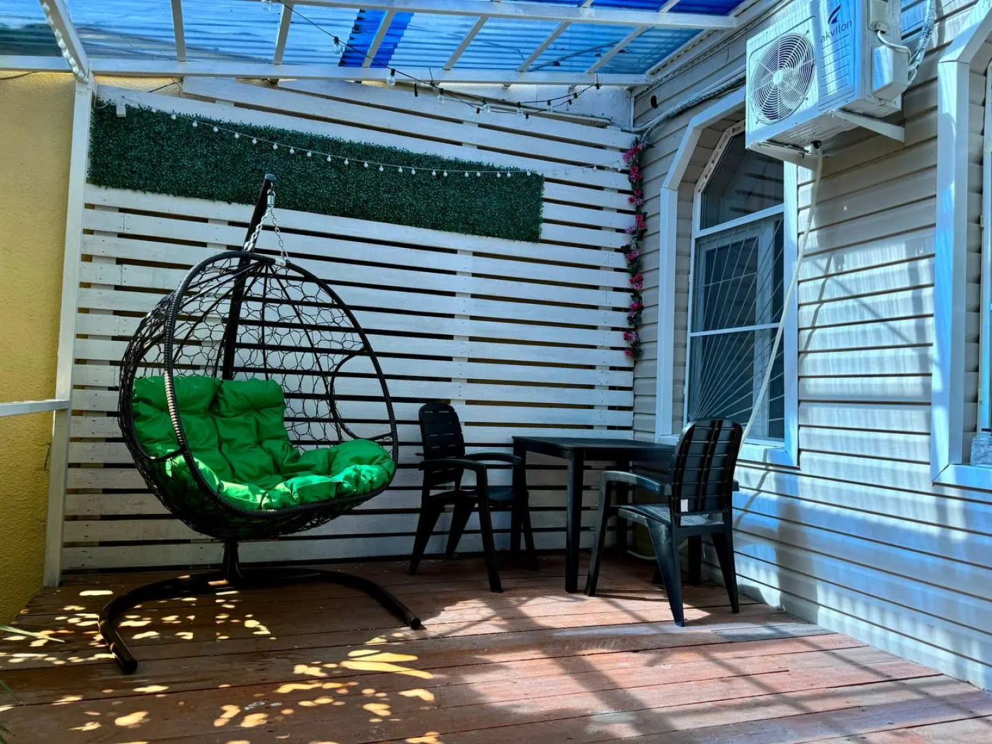 Частный дом с террасой Sun City в центре Сочи