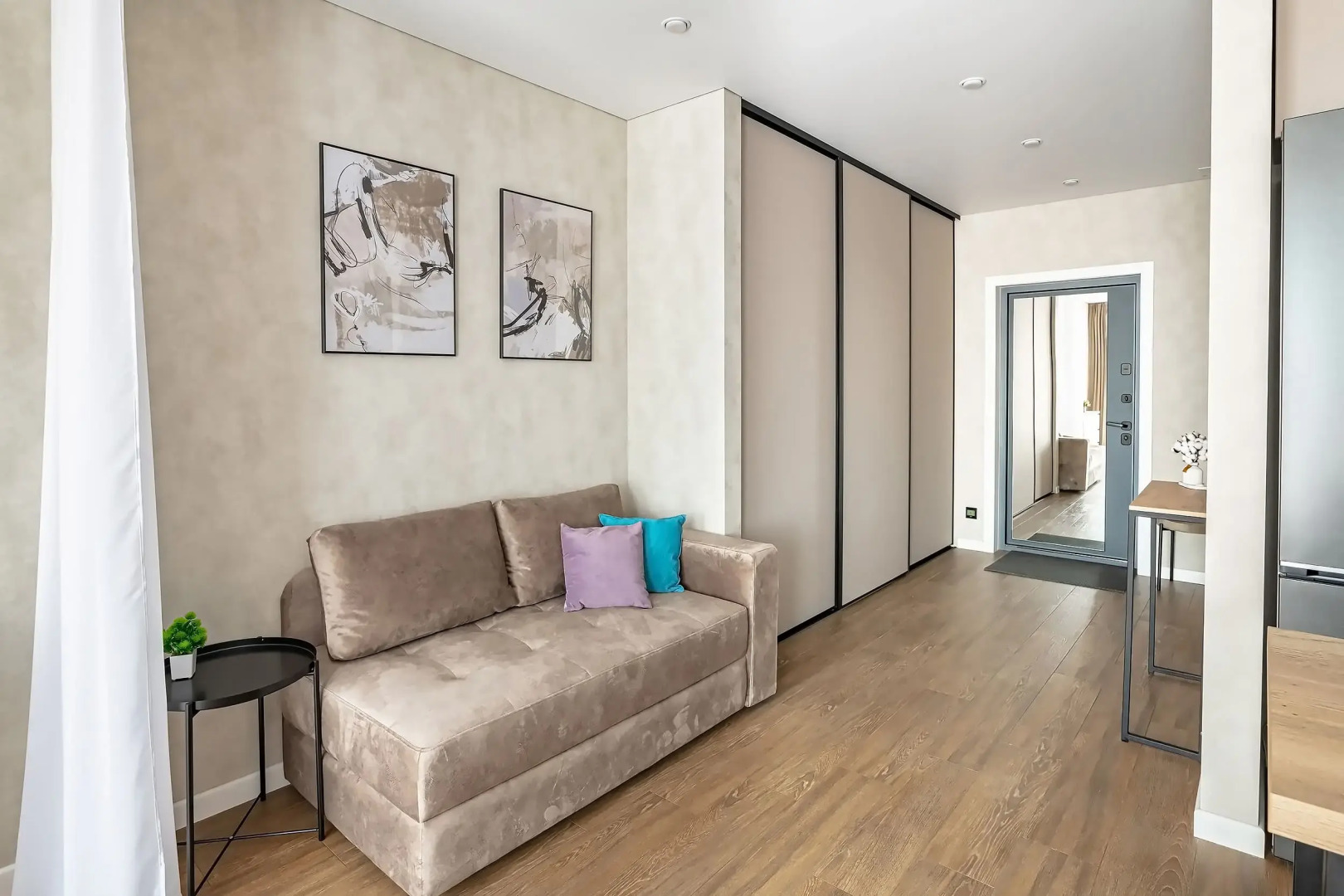 Апартаменты TopHouse на Нестерова 1