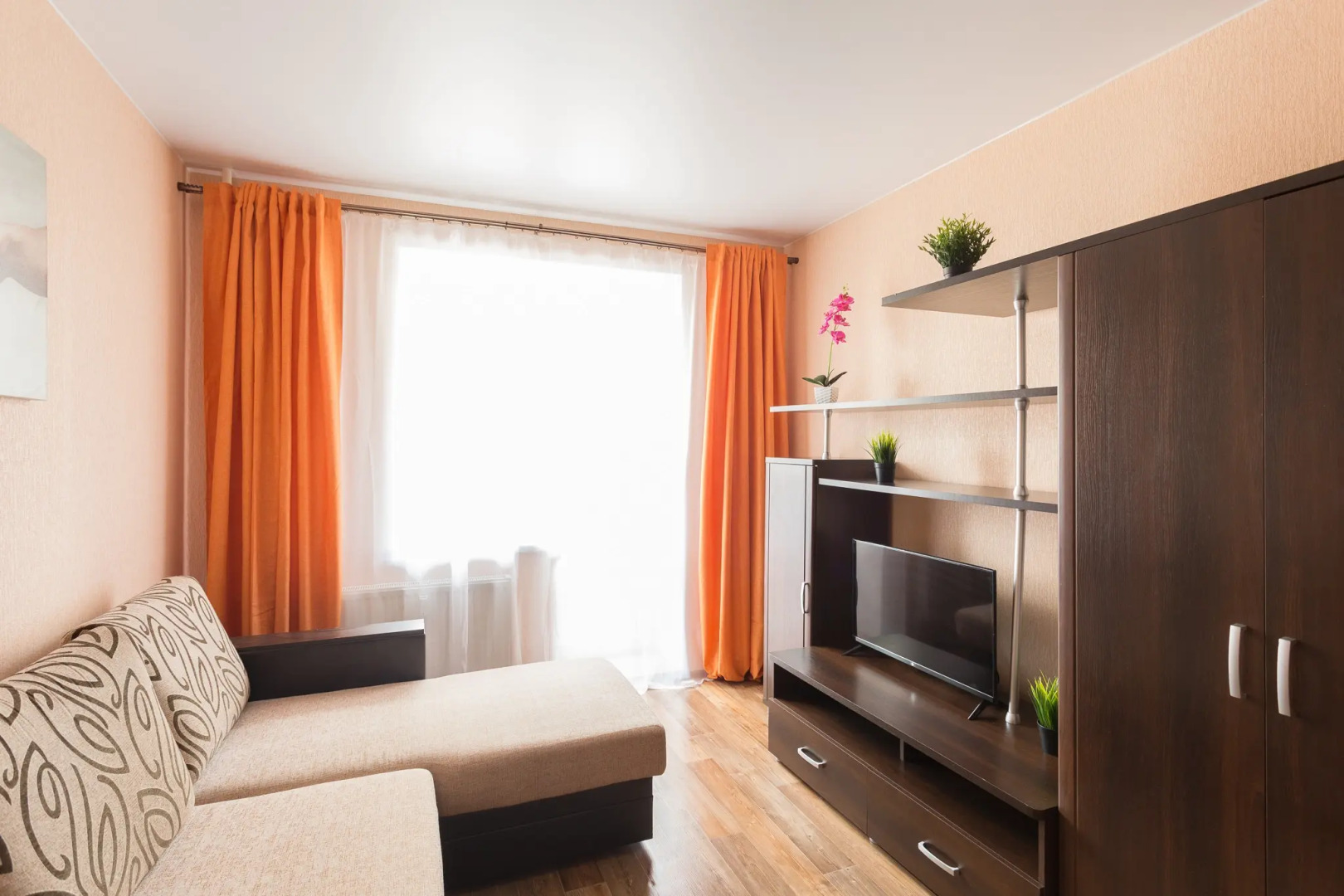 Апартаменты Живи Уютно и Спокойно