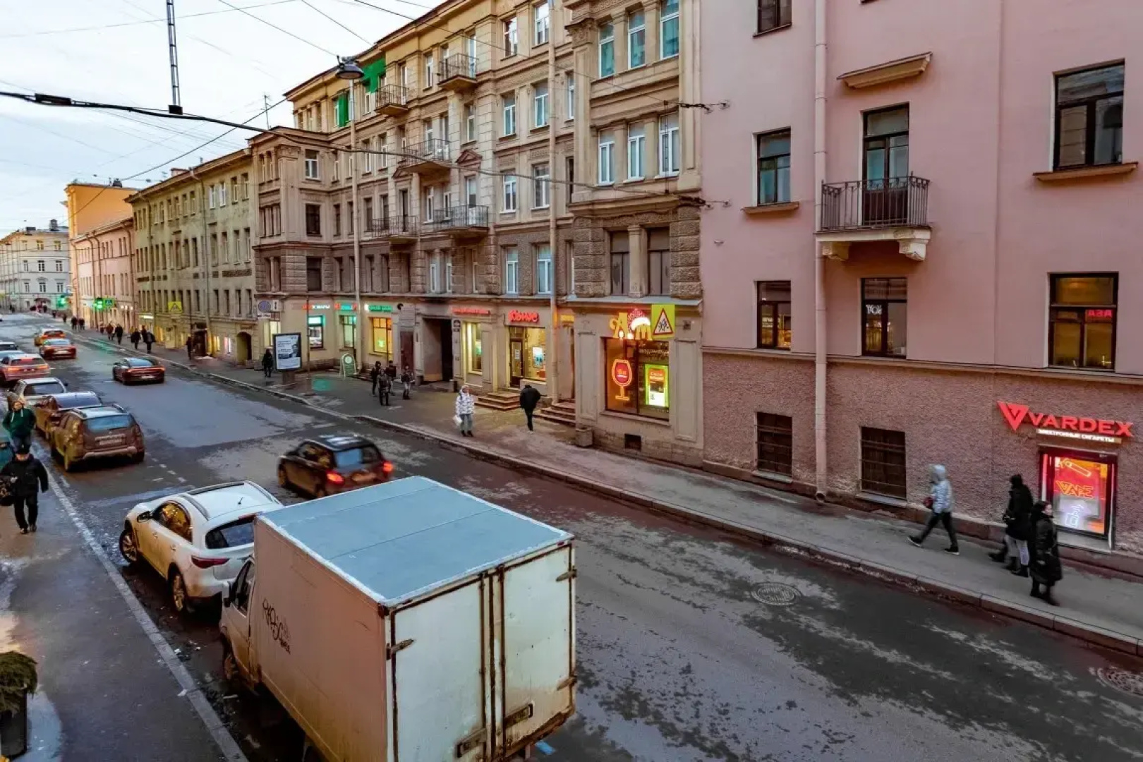 Апартаменты Roomstay Садовая комфорт плюс