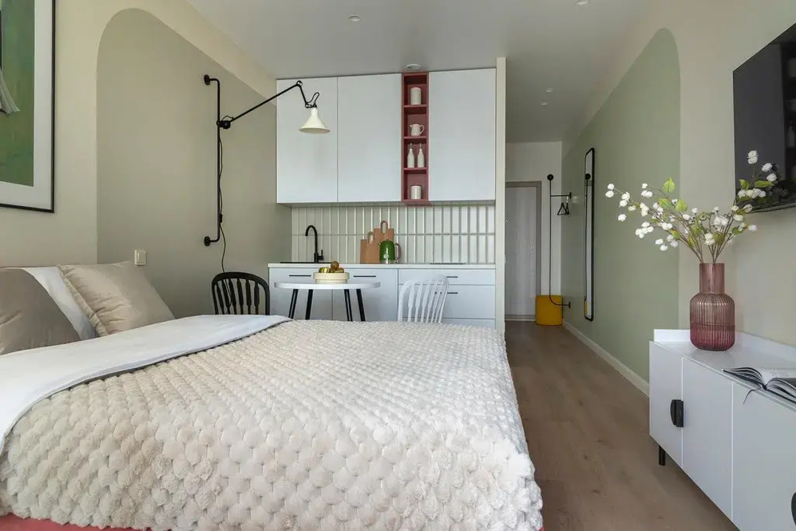 Апартаменты Студия на Державина 50