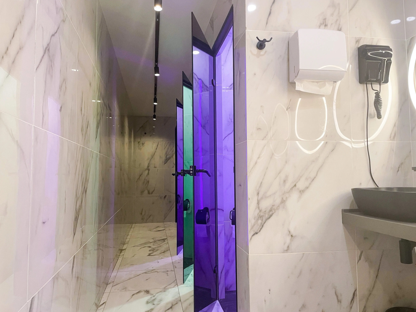 Отель DEEP HOTEL