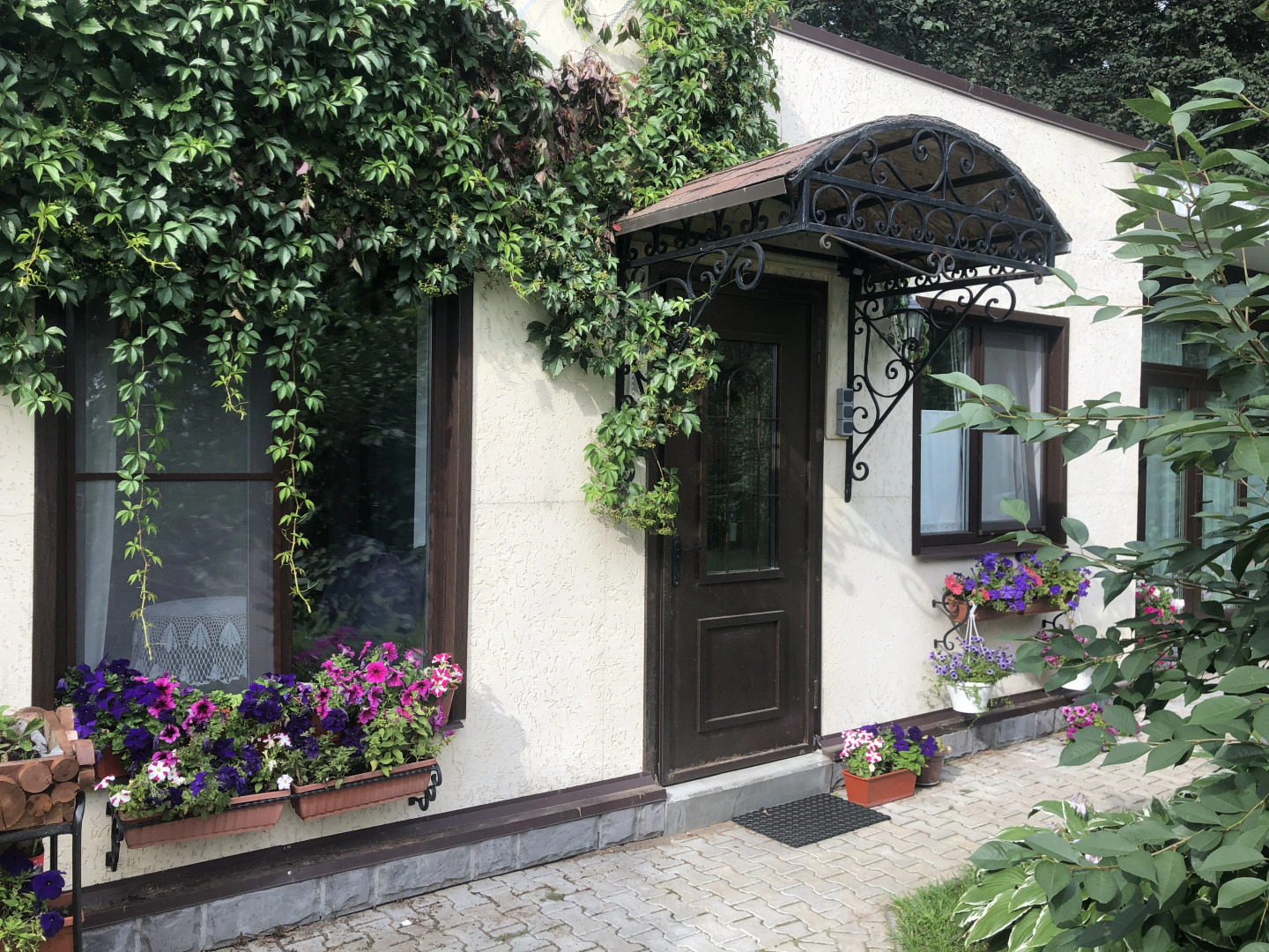 Гостевой дом Дальняя 11