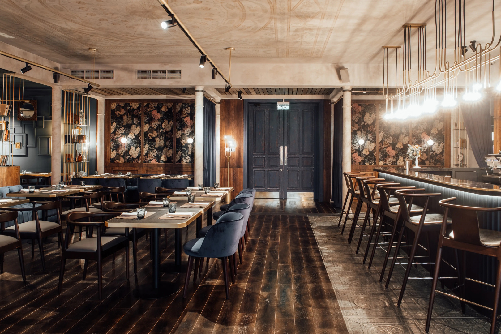 Отель Островский