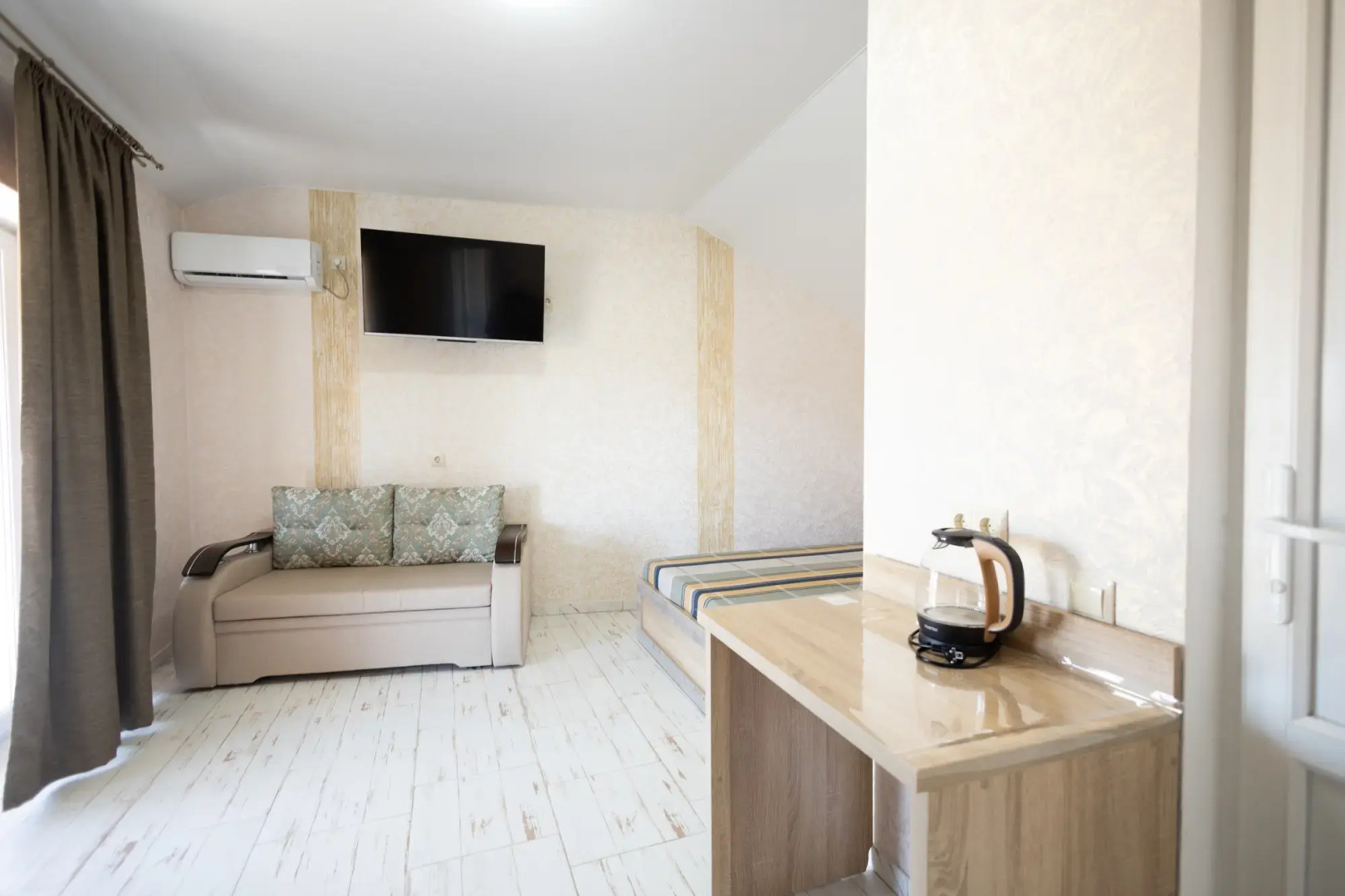 Гостевой дом Орхидея Новофёдоровка