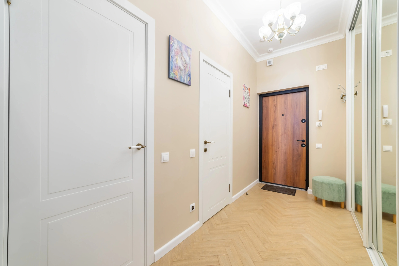 Квартира Окно в Париж