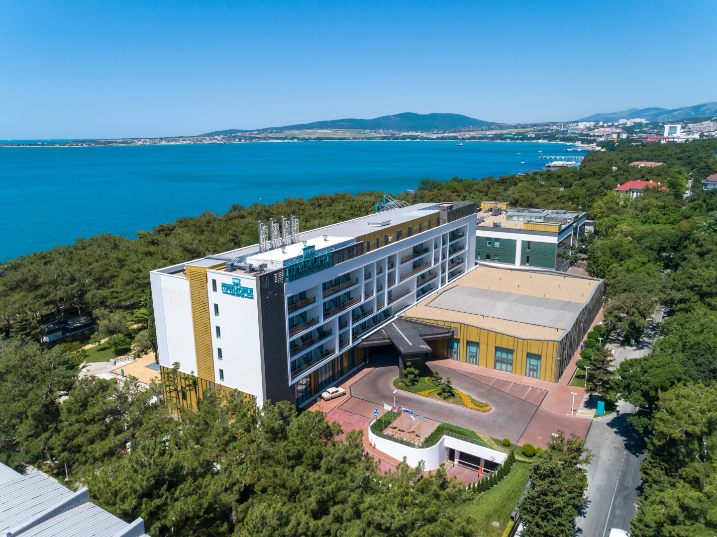 Отель Приморье Гранд Резорт