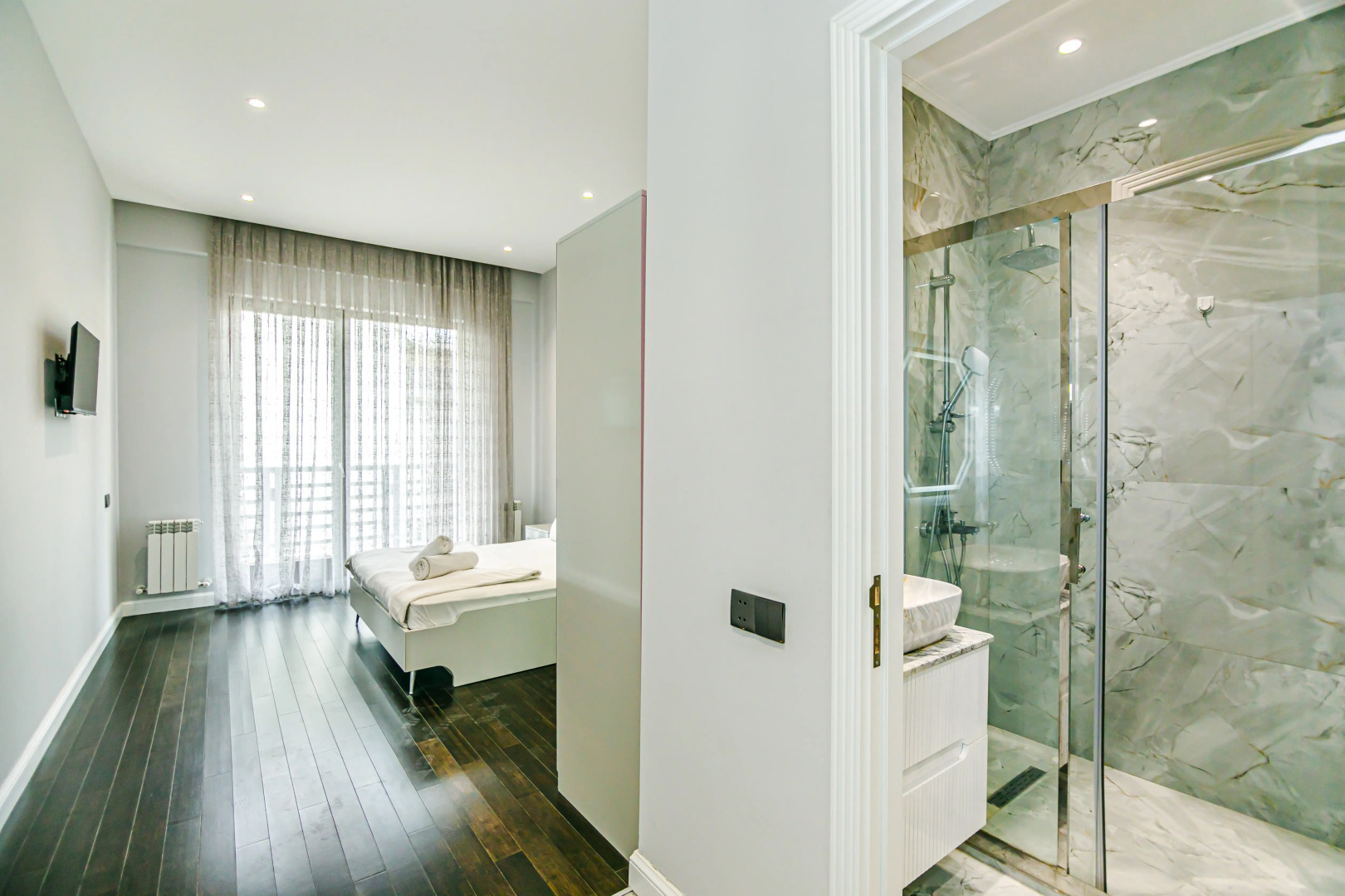 Апартаменты Luxury Apartment Sahil Residence